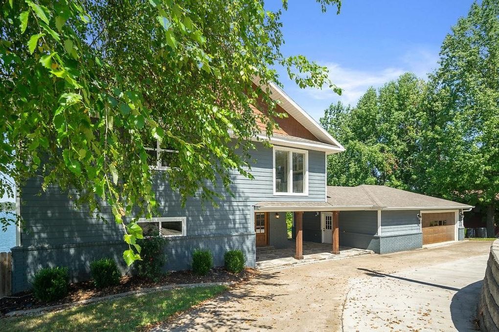 Lakeshore Landing Beaver Lake Getaway Houses for Rent in Rogers