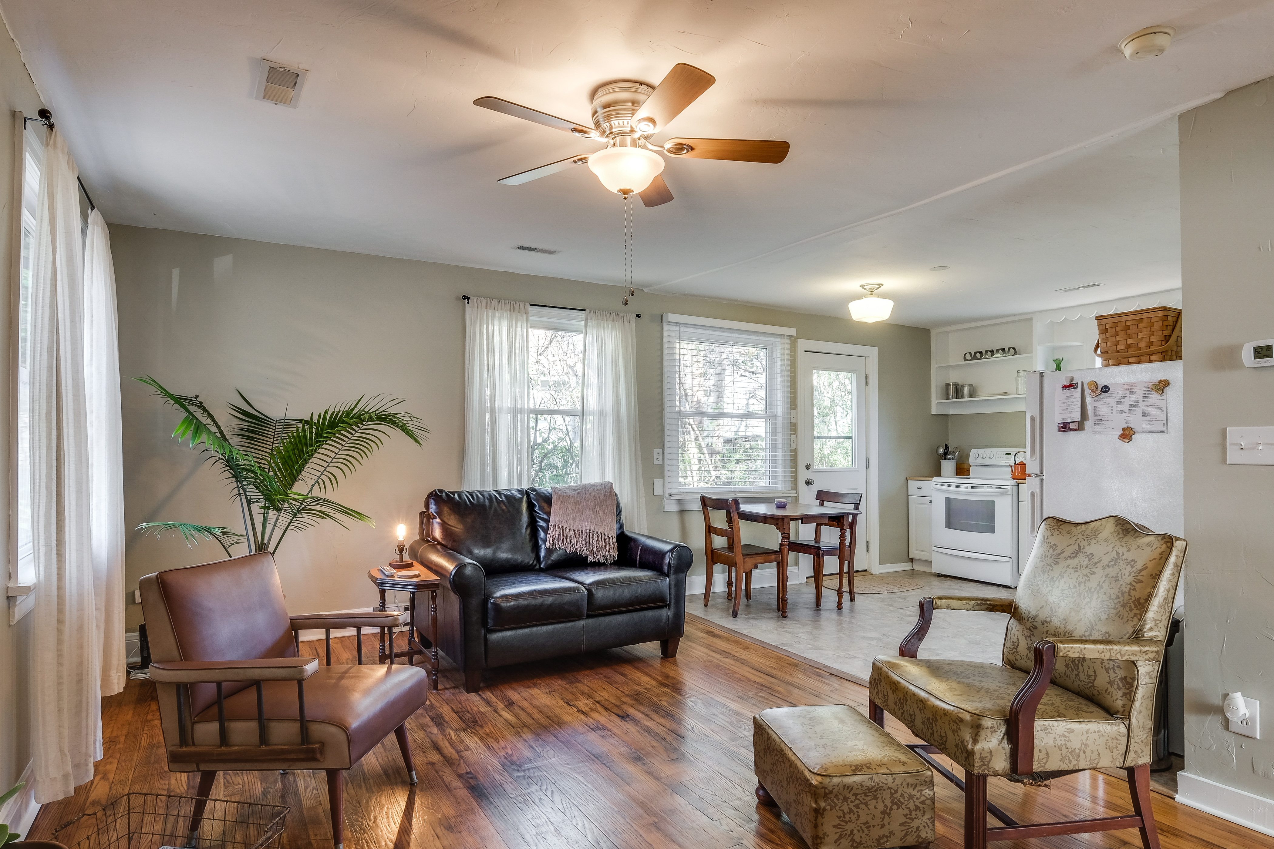 Cute, Cozy Cottage in Nashville in District 24, Nashville