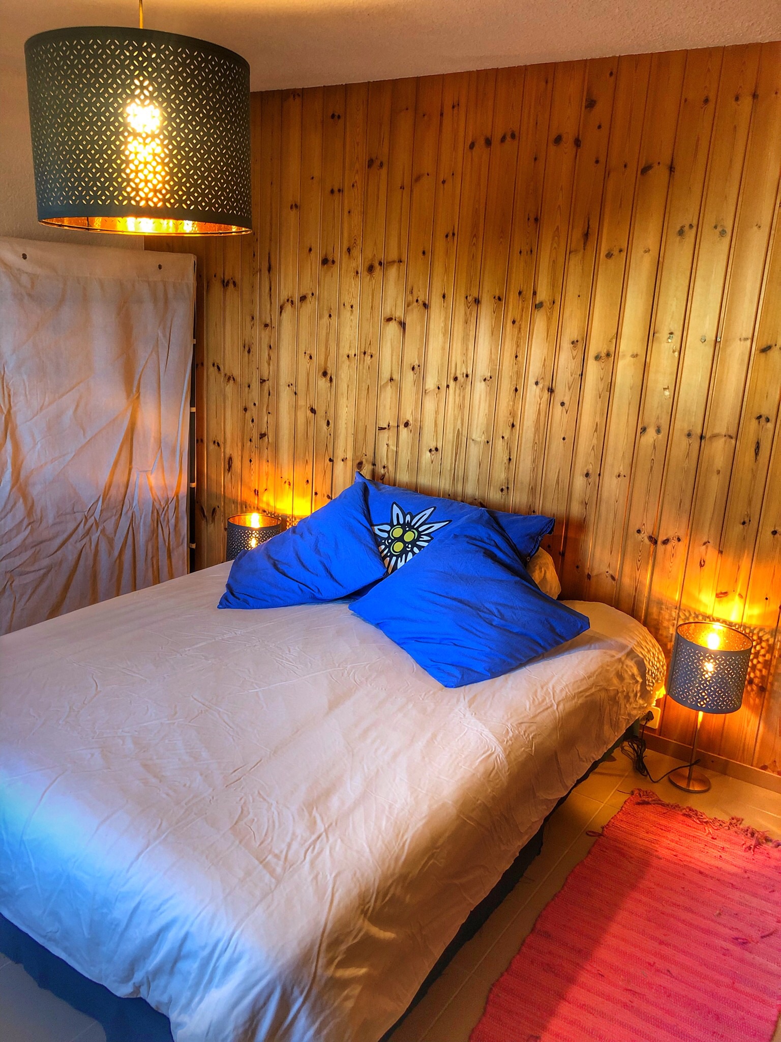 Spacious Flat in La Tzoumaz/ ski resort.