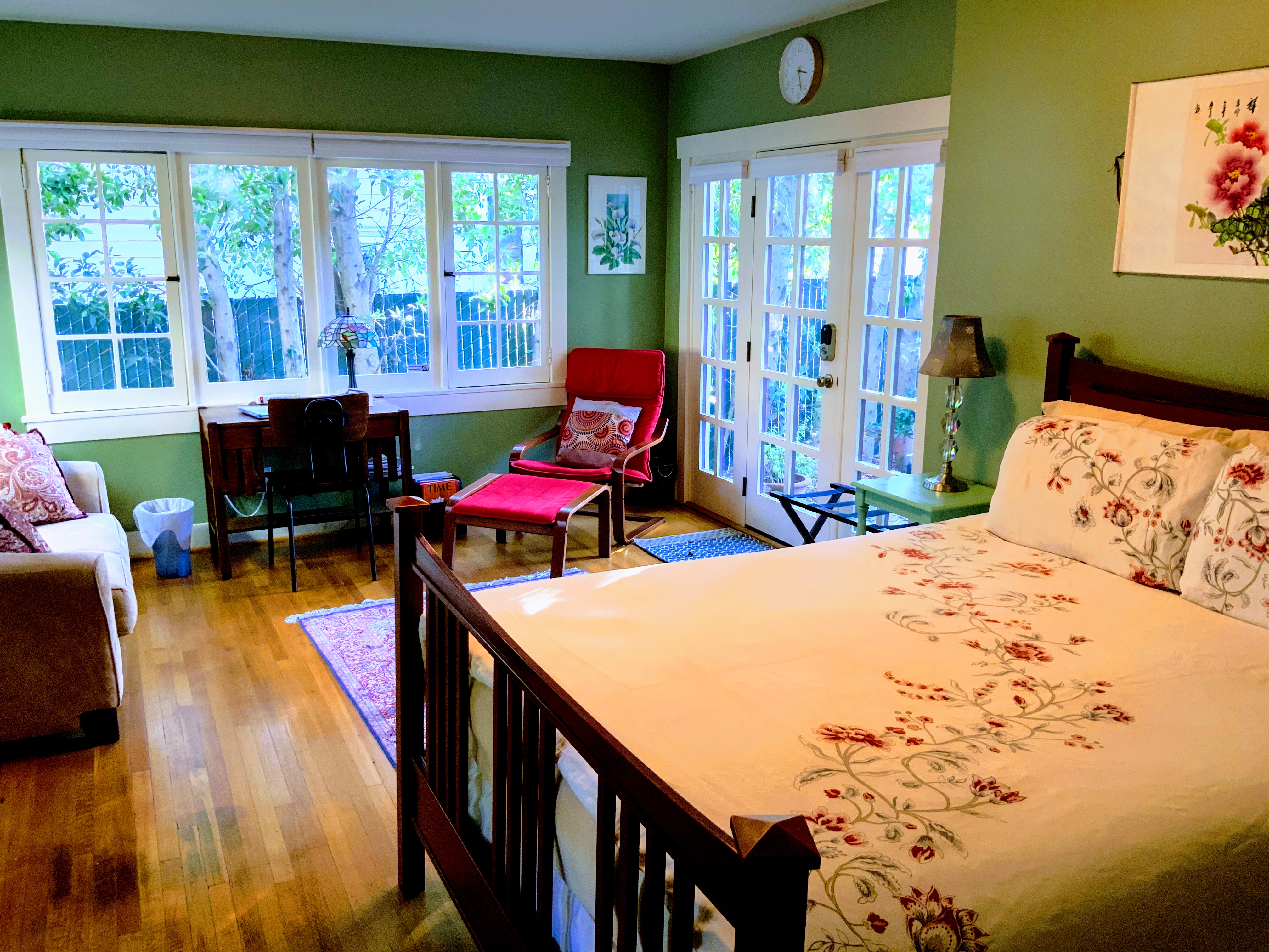 Garden Room in Historic 1912 Pasadena Craftsman