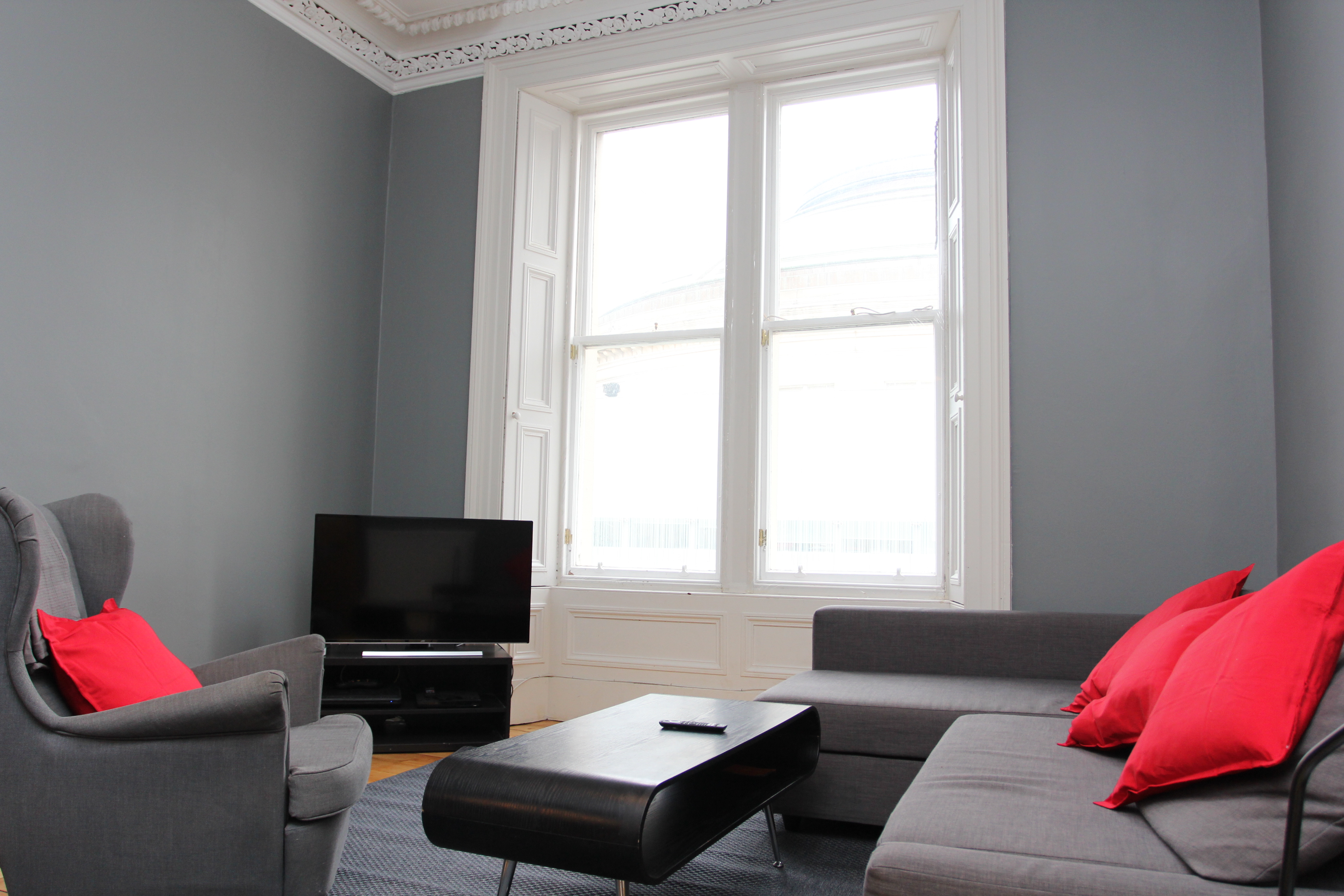 Outstanding City Centre Apartment in Tollcross, Edinburgh