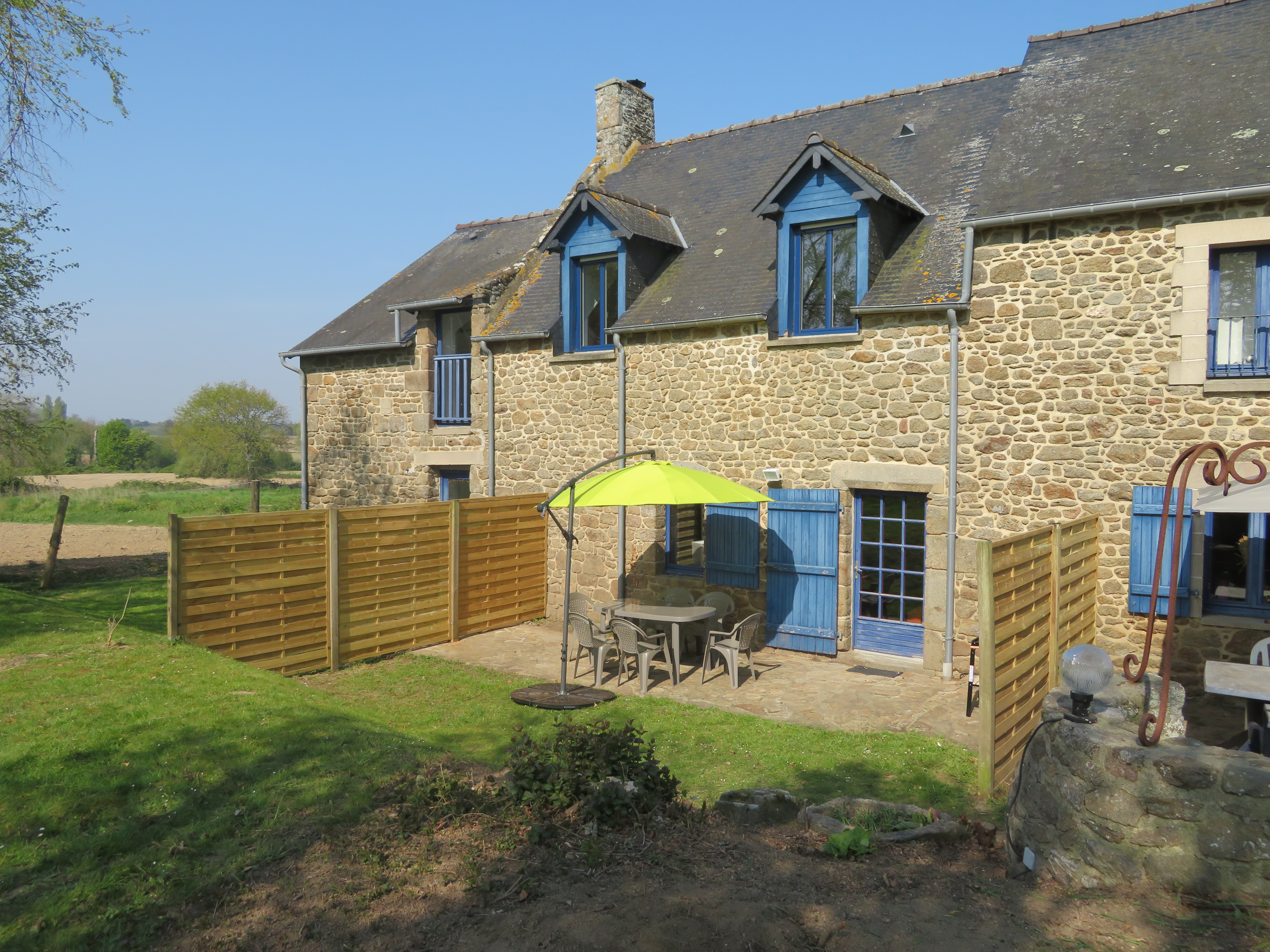 Gîte BLEUREEN: La Ti-Bour-Gad.