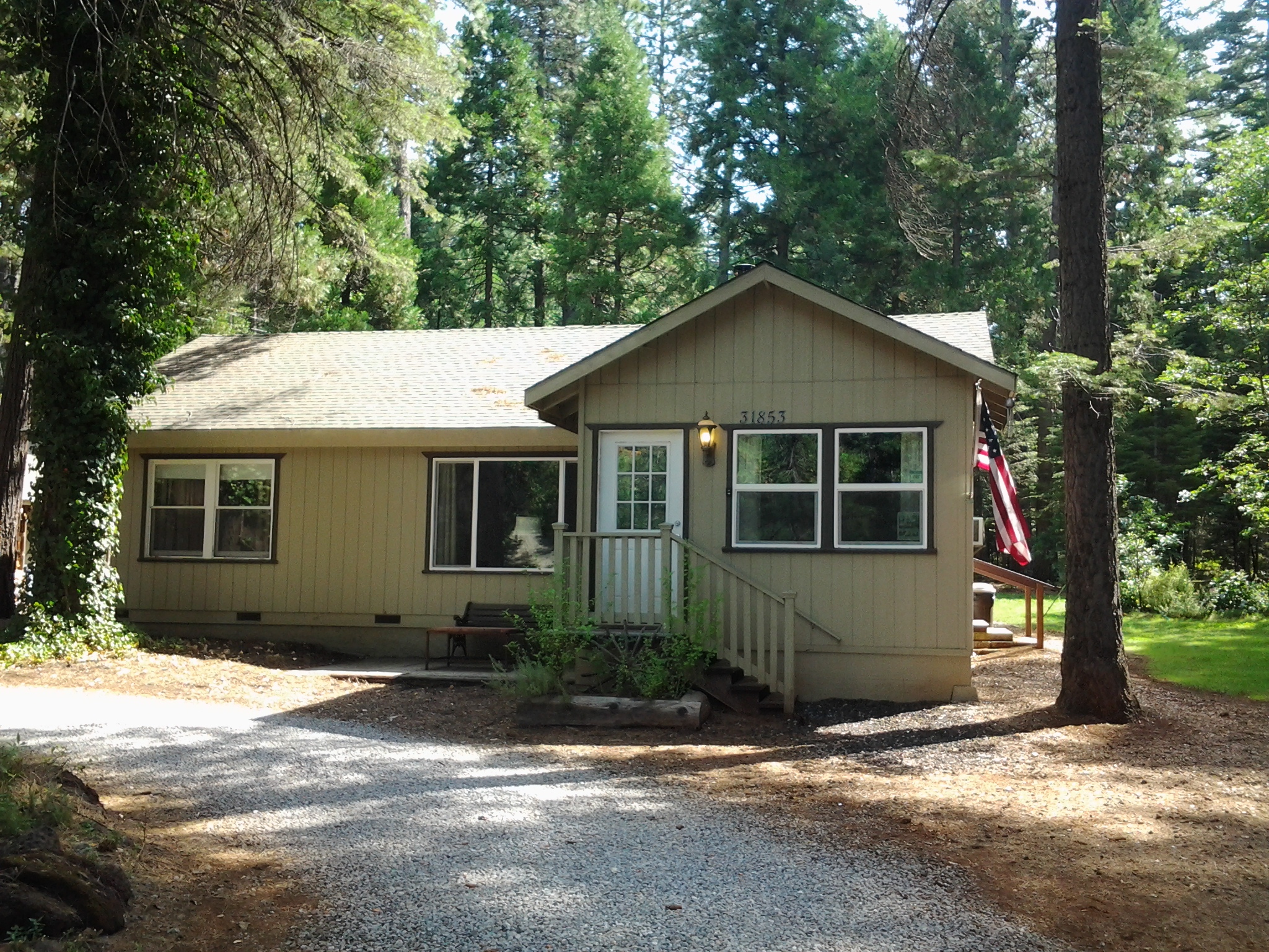 Mt Lassen Vacation Home Houses for Rent in Shingletown, California