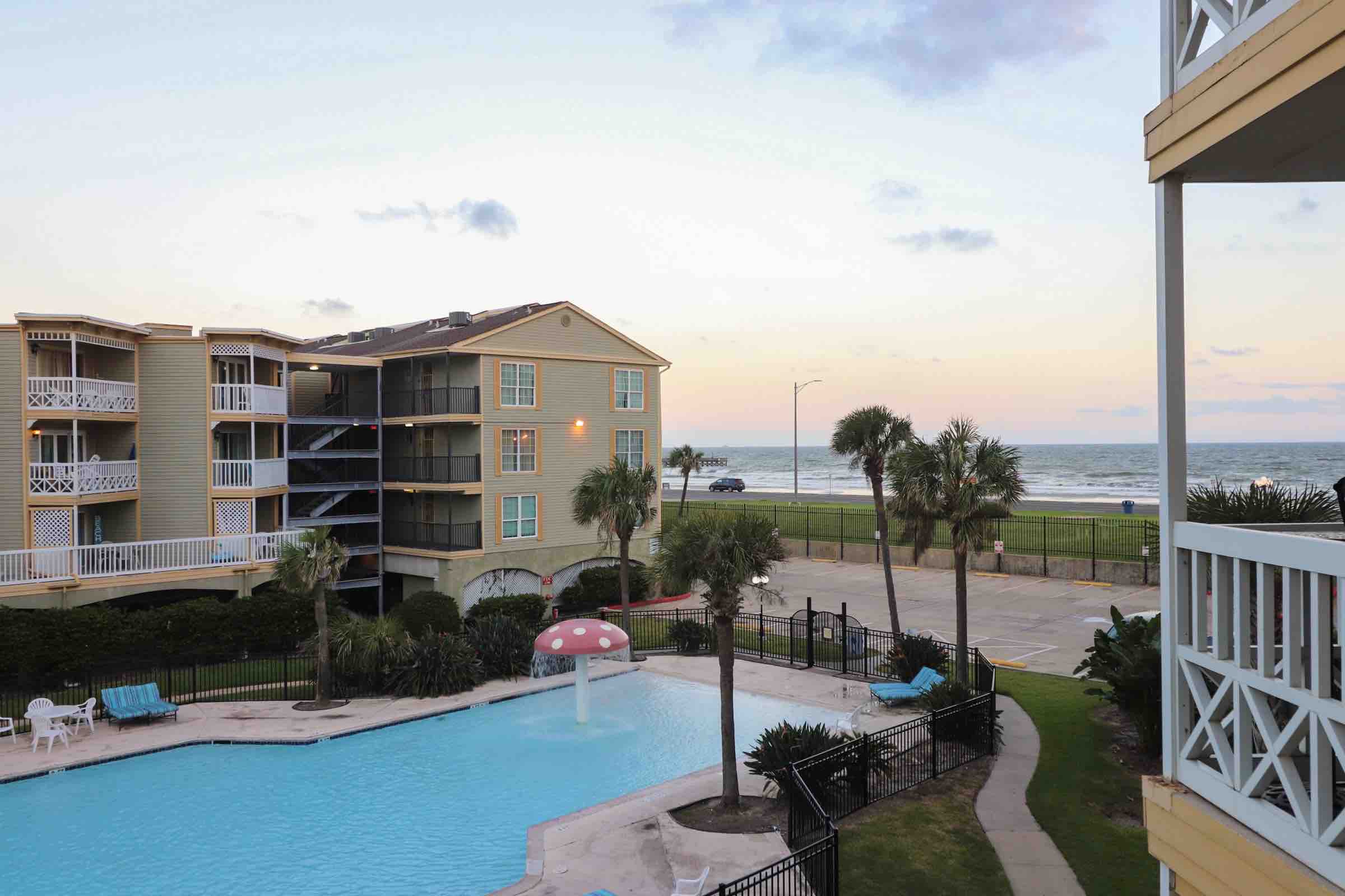 Seaside Getaway! Beachfront! Sleeps 6! Low Prices! Condominiums for