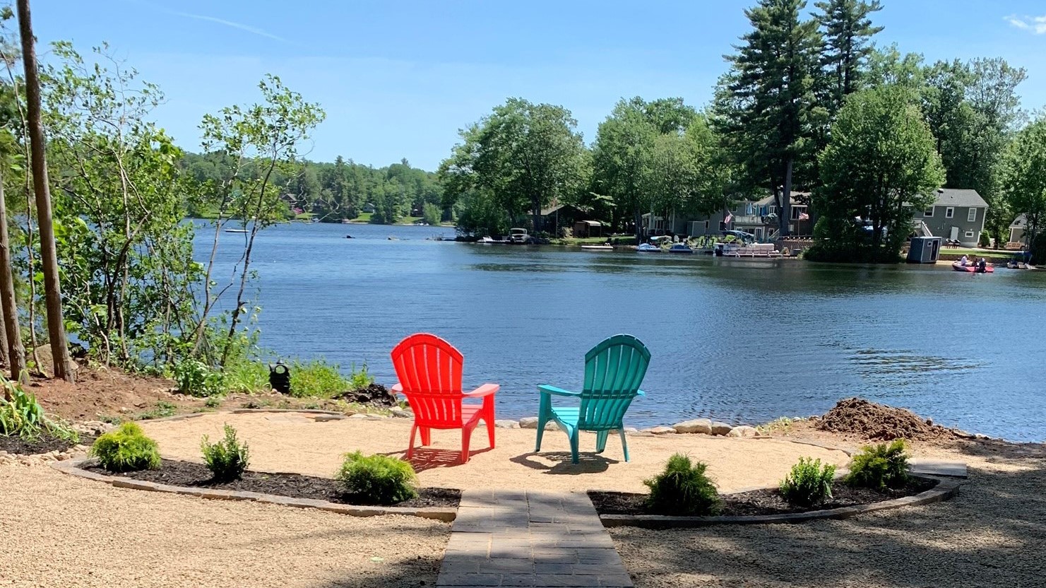 Lovely cottage on Sunrise Lake, Middleton, NH. Cottages for Rent in