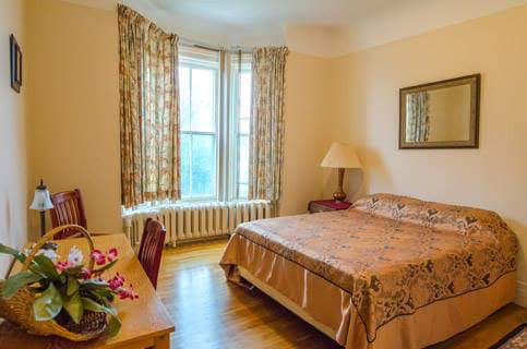 Beautifully Furnished Executive Main floor Apt in City of Saint John, New Brunswick