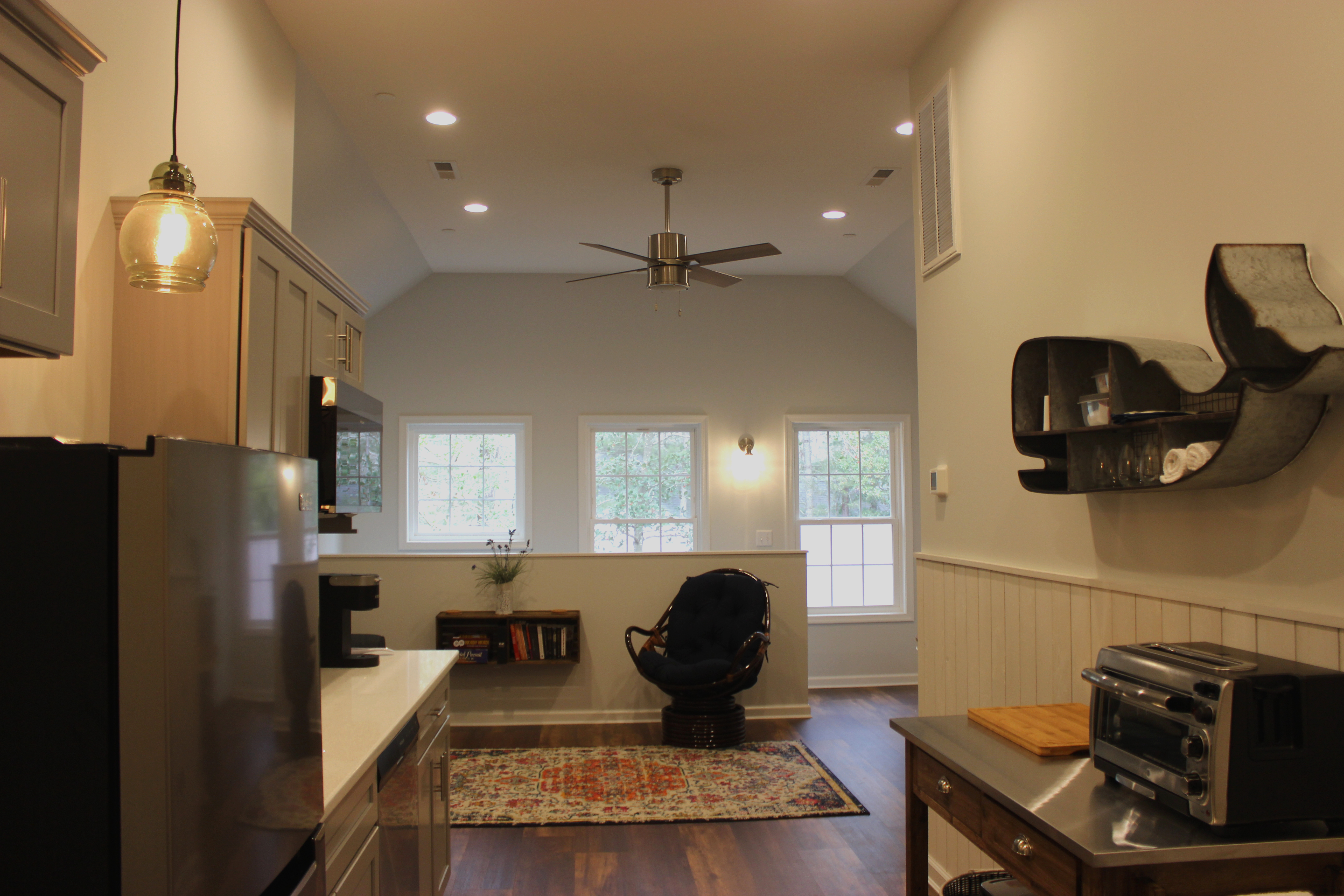 Newly built bright and airy guest suite!!!!