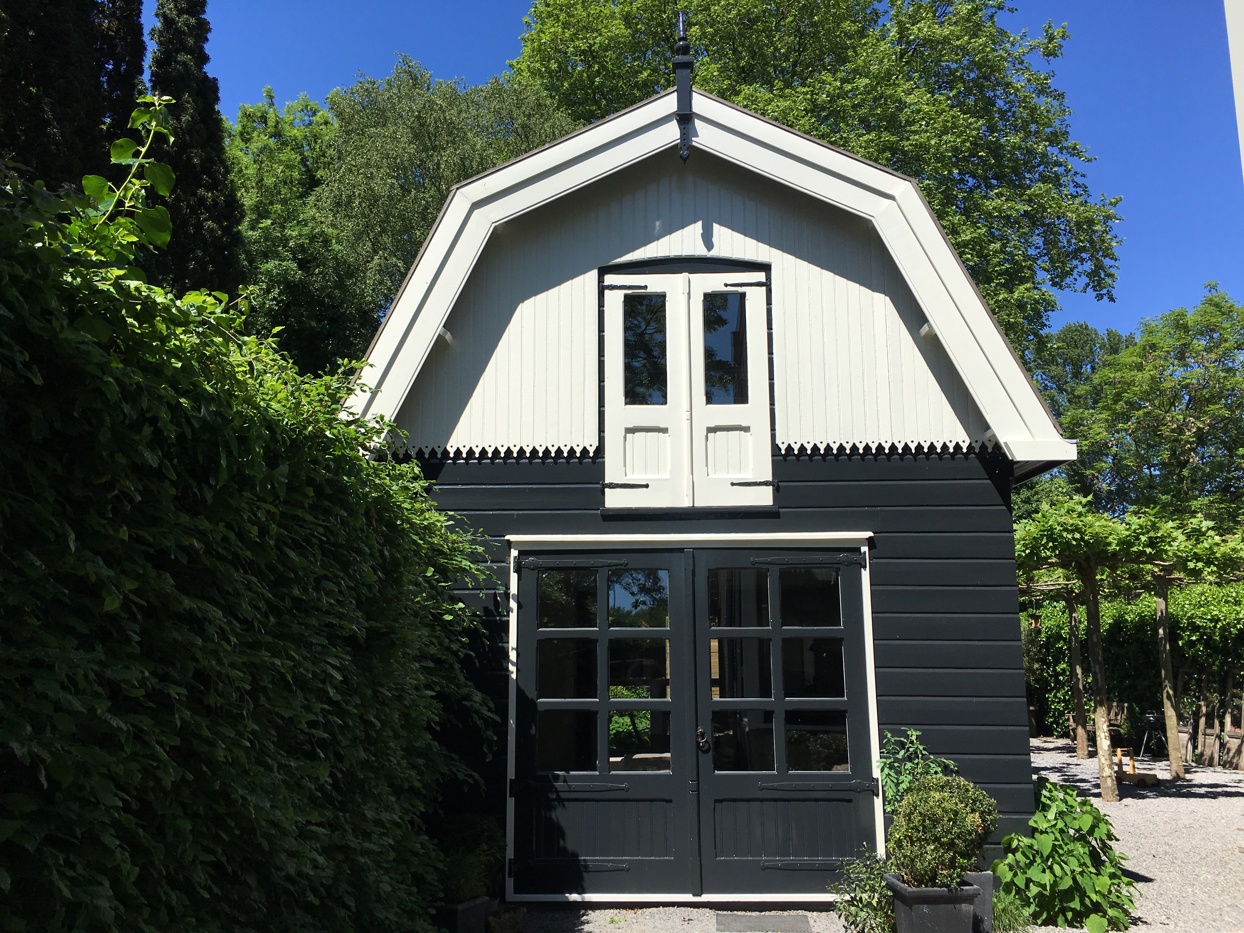 Charming renovated carriage house — Rotterdam stay