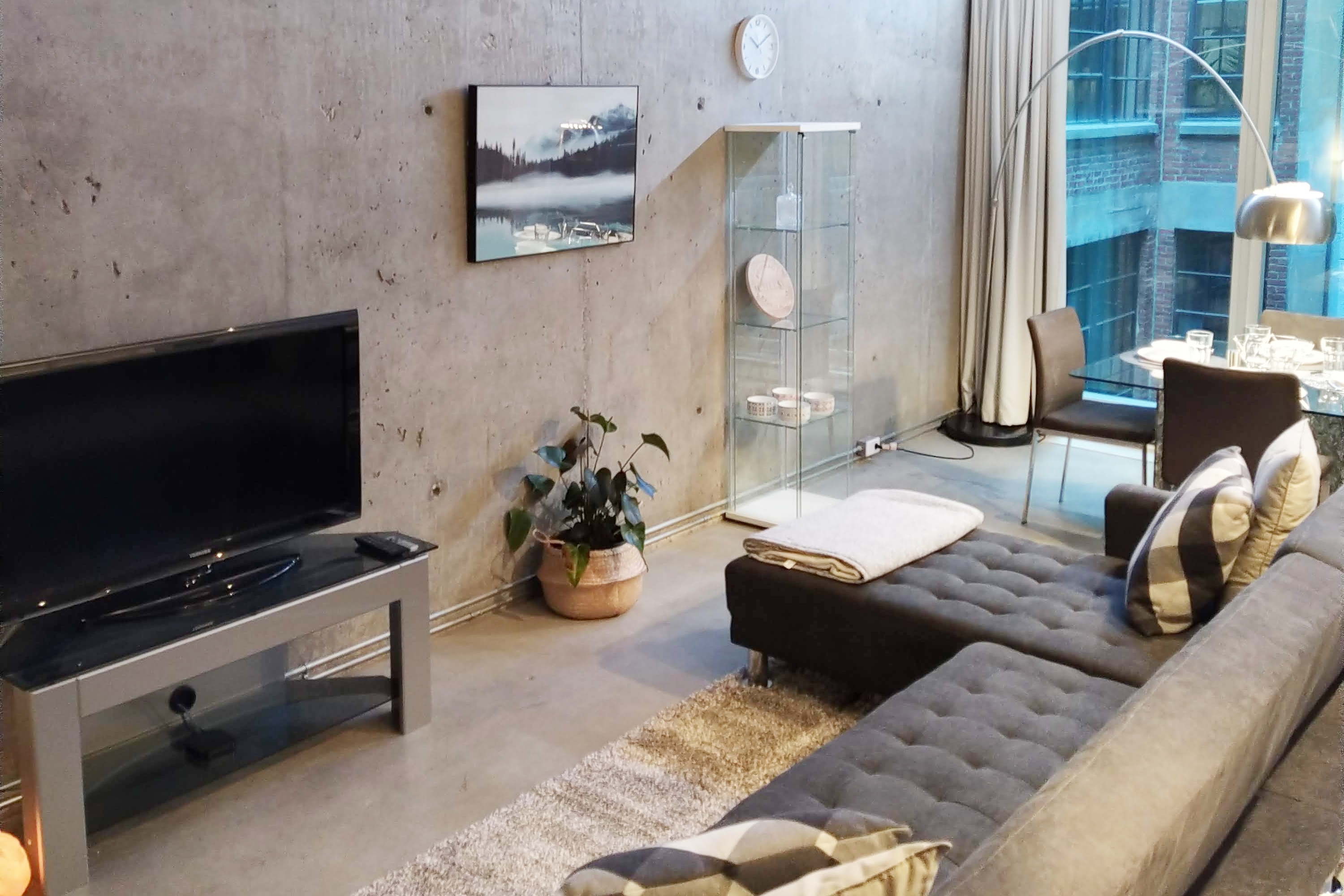 SPLENDID 2 Floor Loft Downtown Montreal