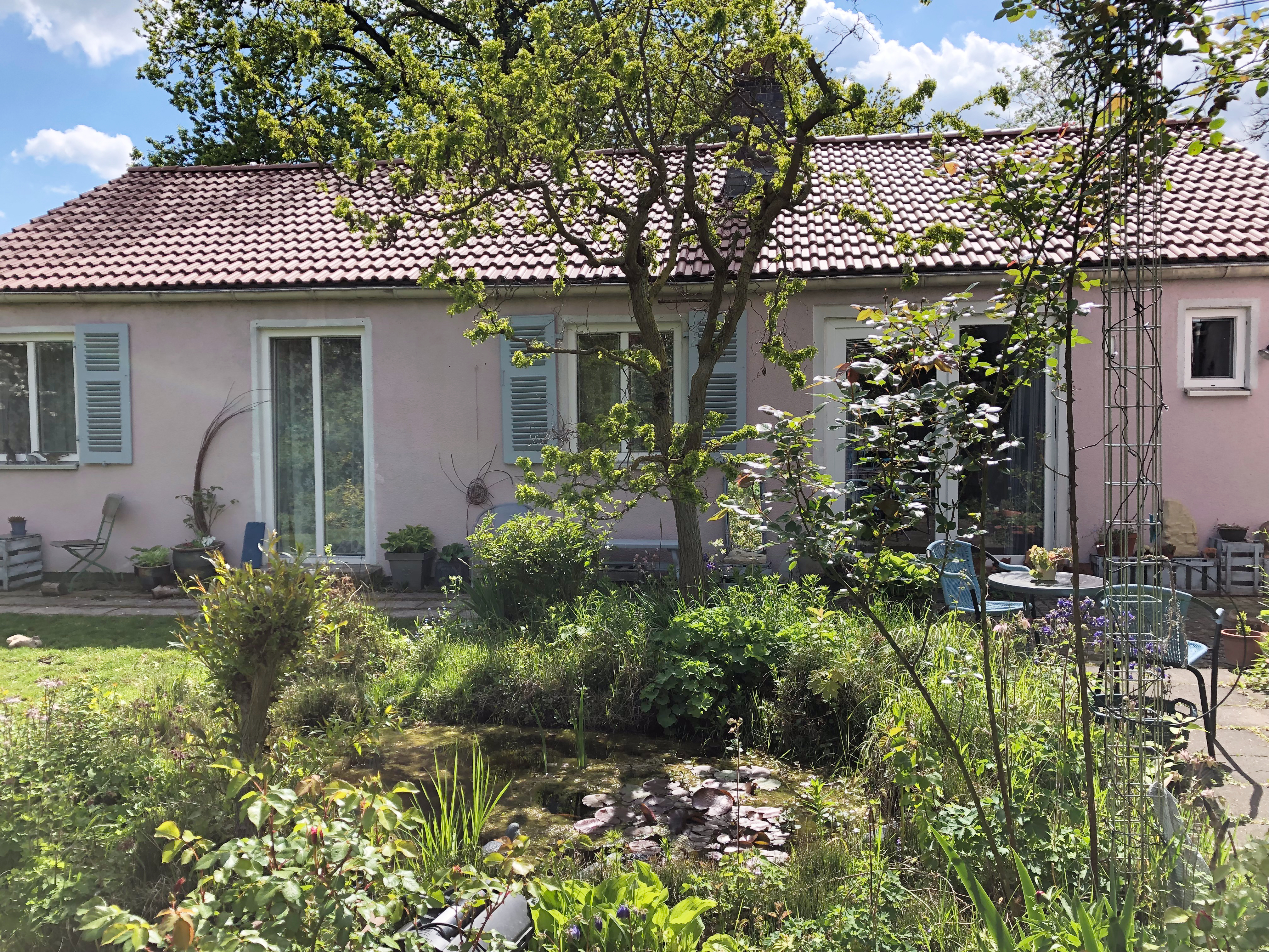 House/loft in romantic garden (up to 4 p.)
