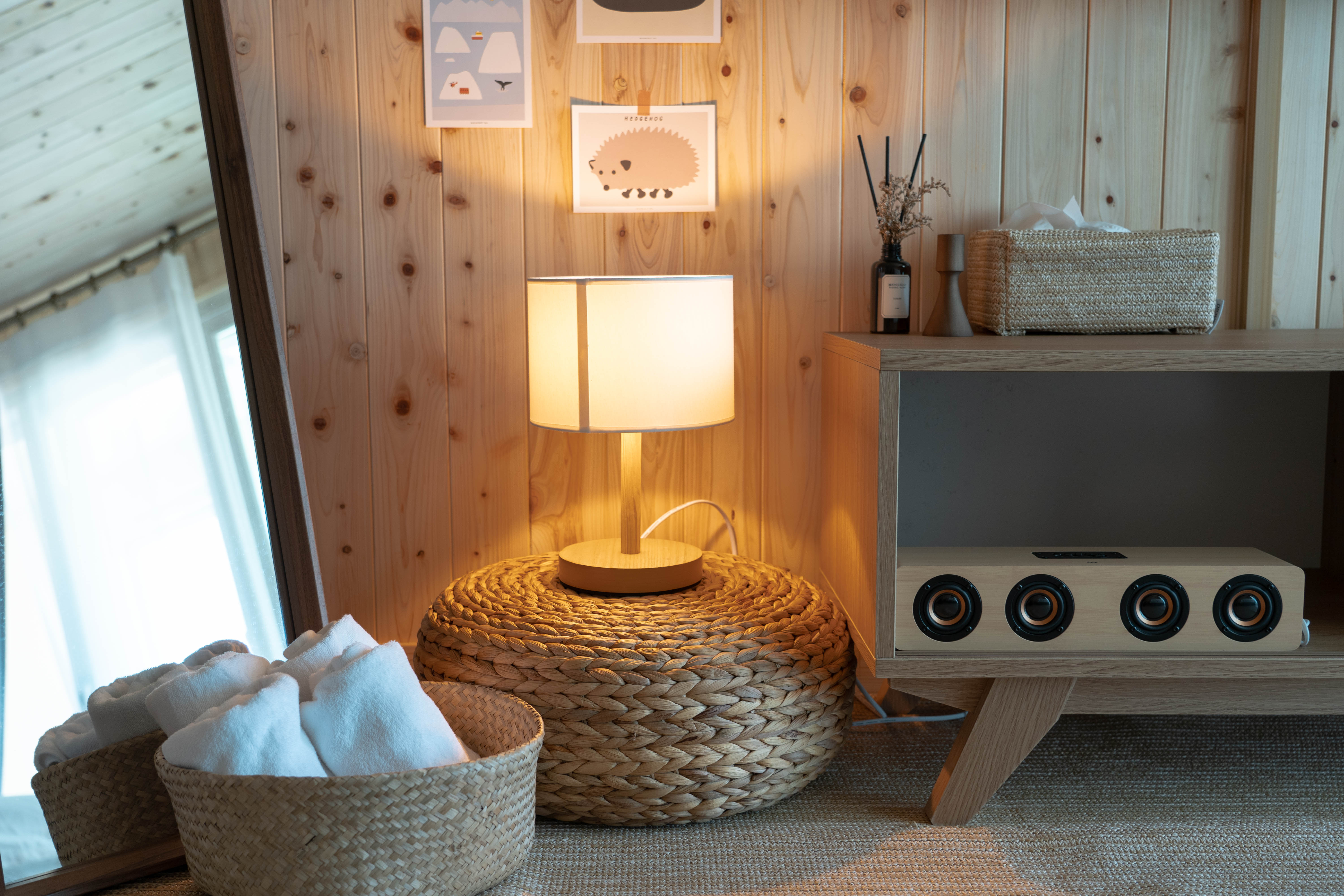 Jeju Gamseong Accommodation Timber House Studio Room # Jeju City # Gwakji Beach 30 seconds # Handam Beach