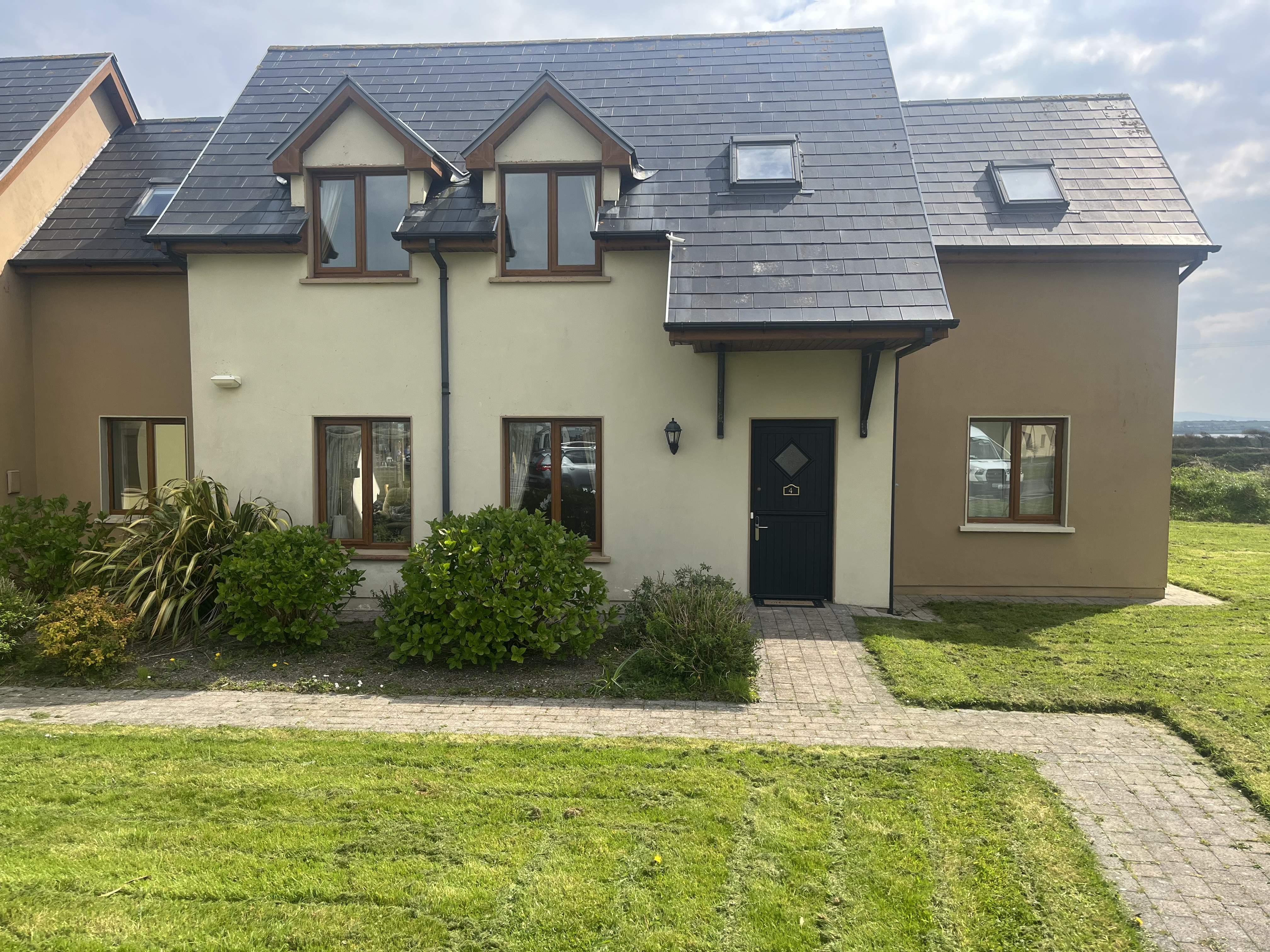 Ideal holiday home in Ballybunion near golf course