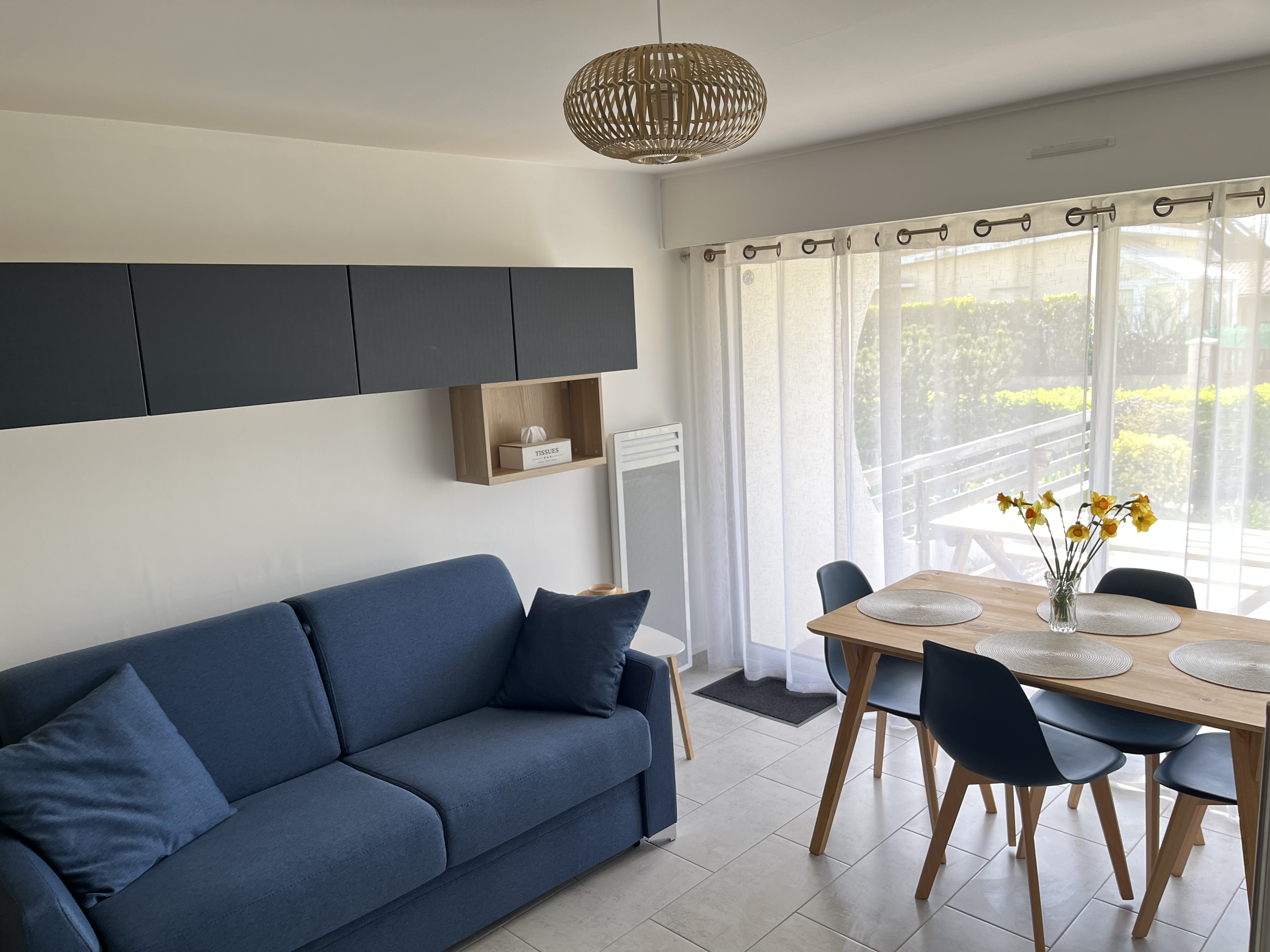 Nice 4-person studio with garden close to the beach