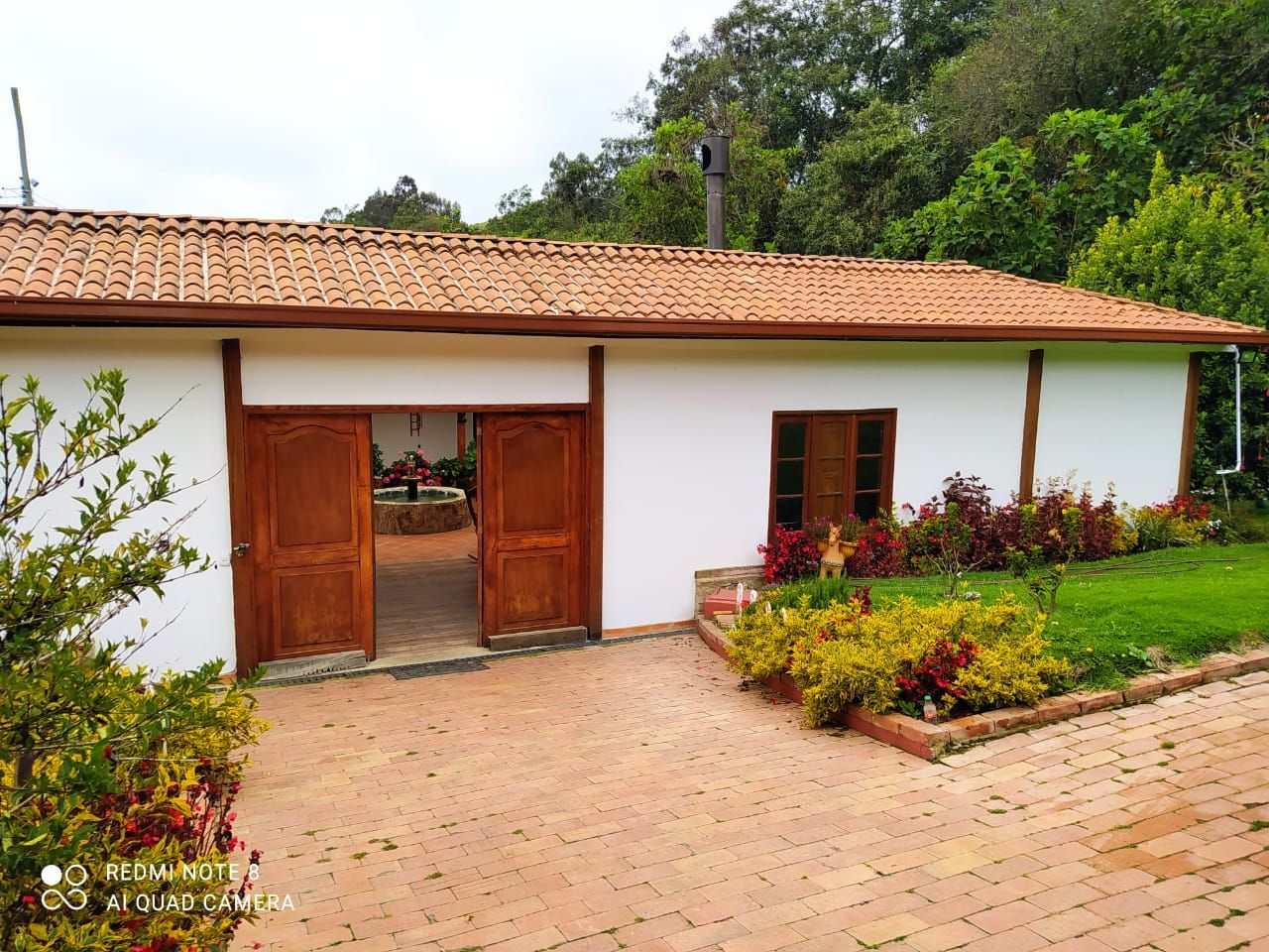Casa de campo con hermosa arquitectura colonial y acogedores espacios