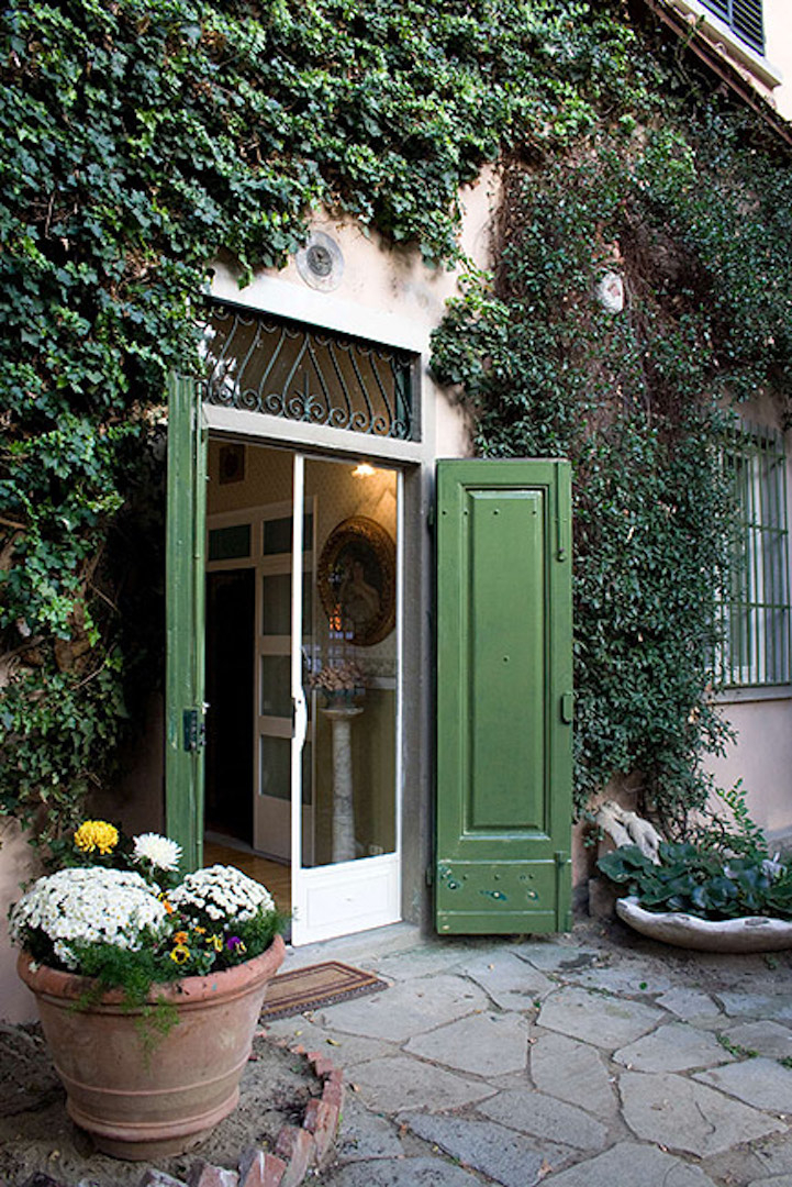Artist atelier-Florence center in Campo di Marte, Florence