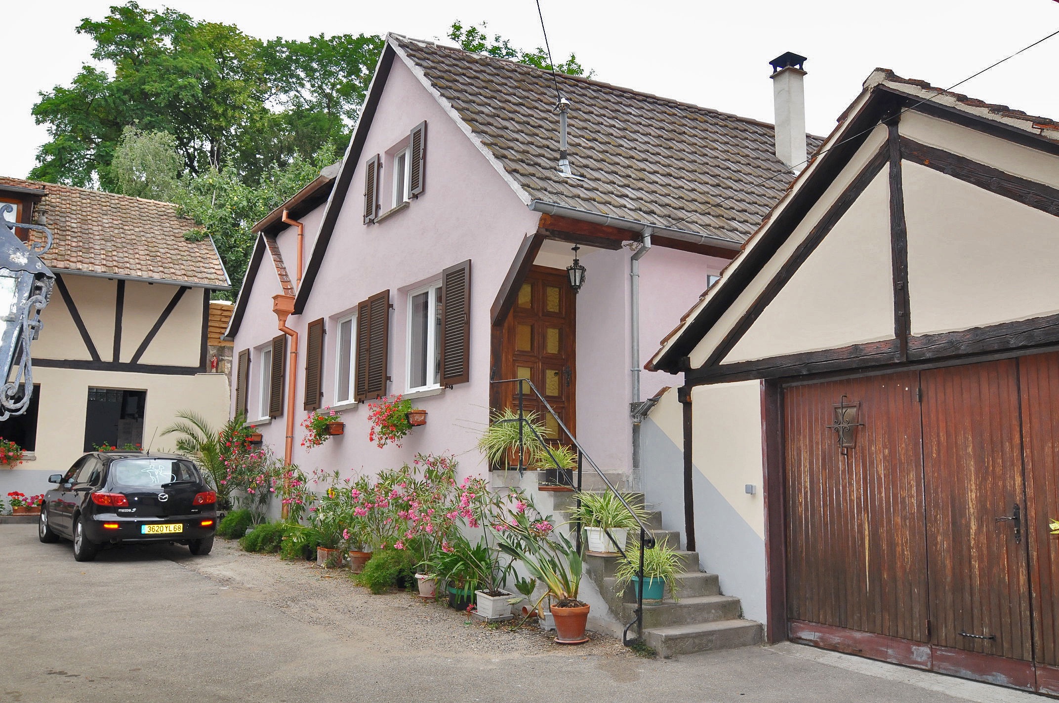 The flower house ***gite du florimont Houses for Rent in Ingersheim