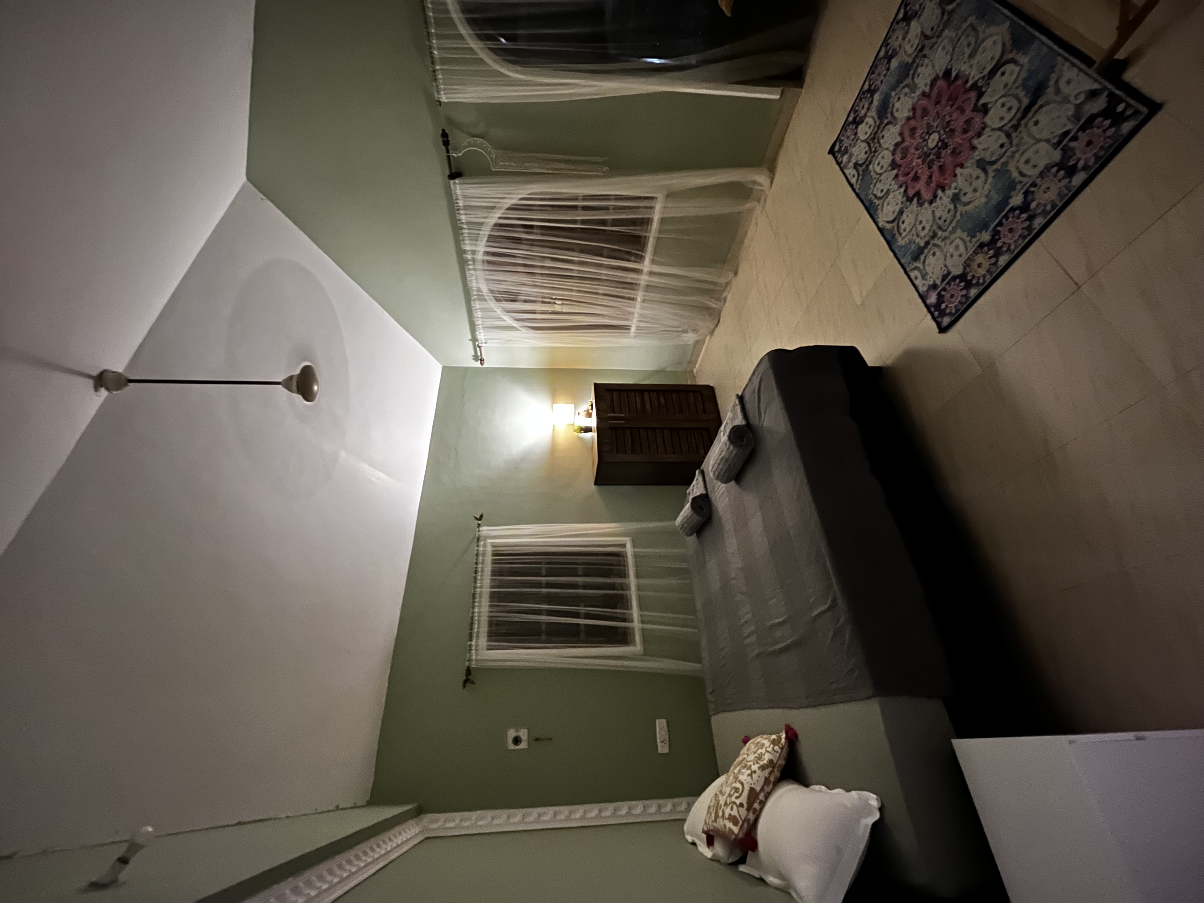 Cozy 2BHK AC apartments 500 m from the beach
