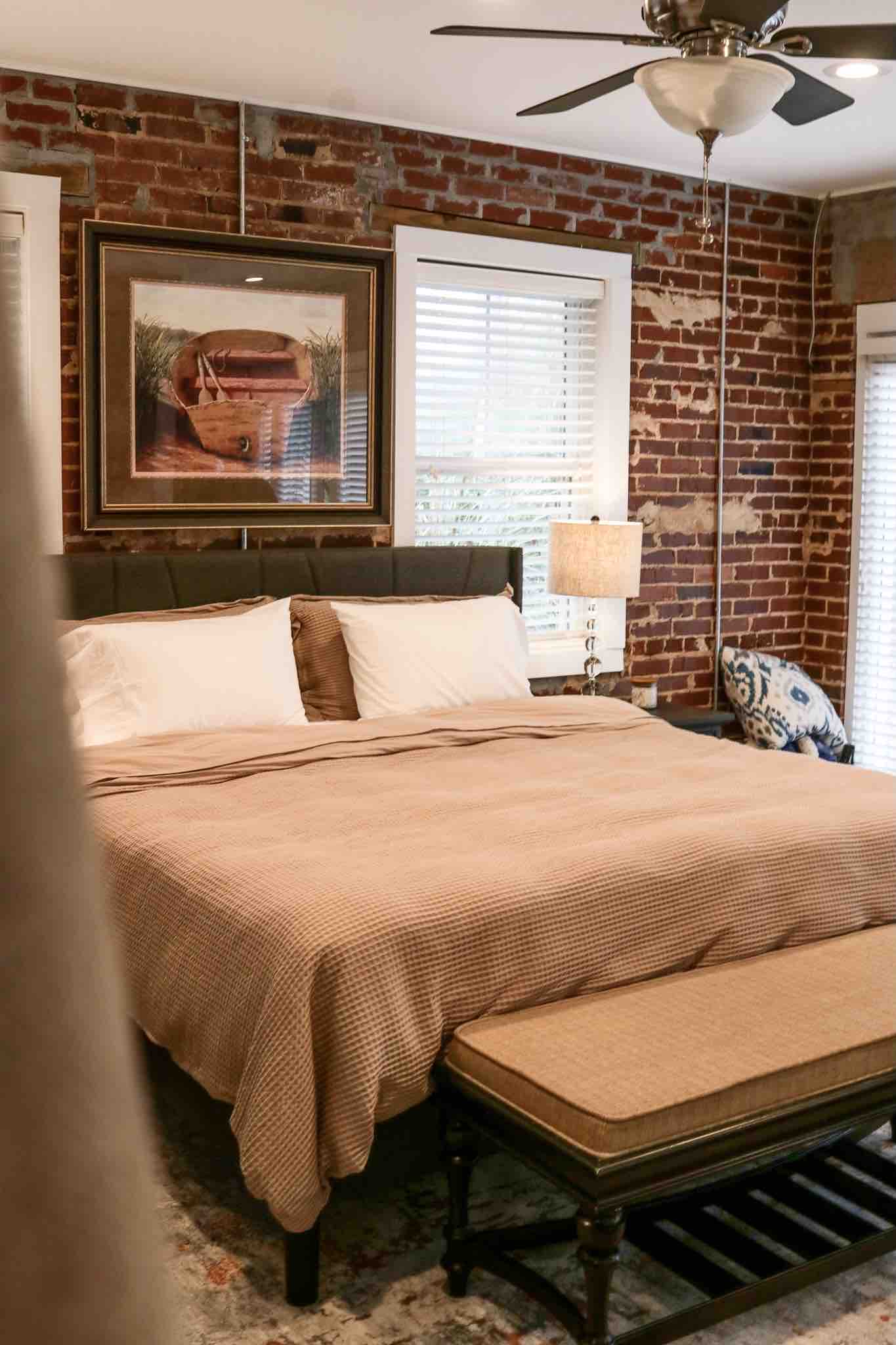 Carriage House on Washington