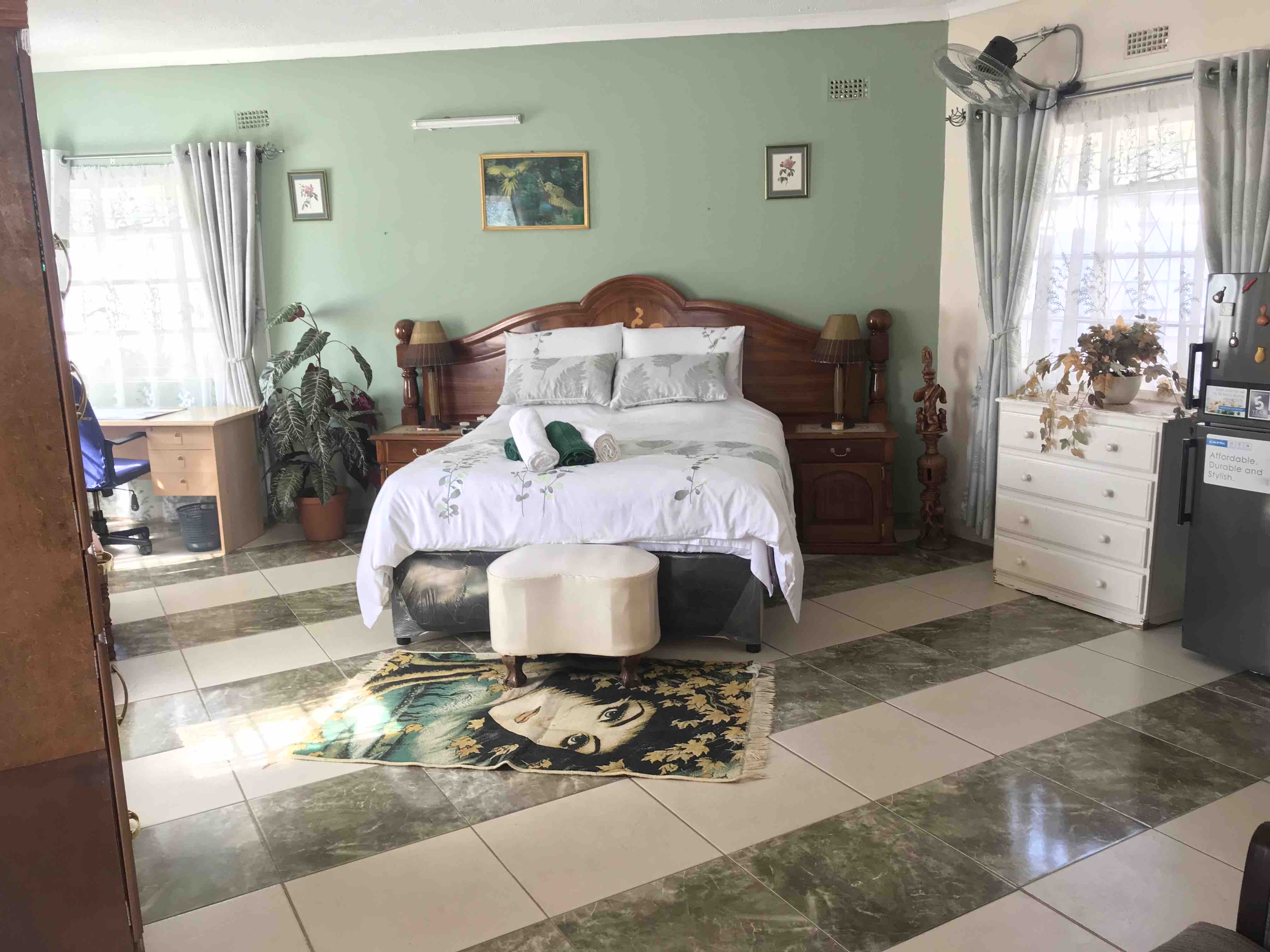 Exquisite One Bedroom Cottage