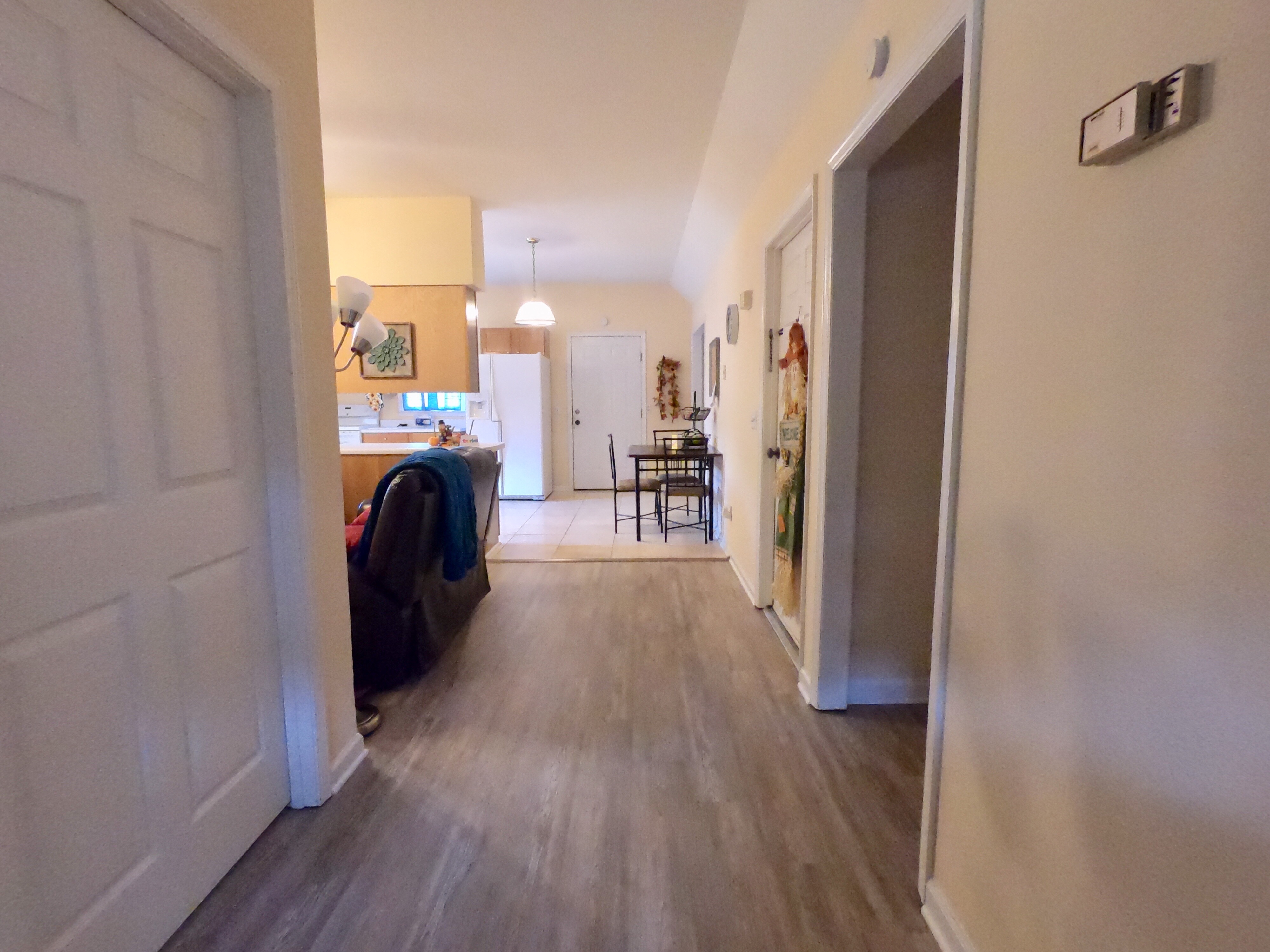 N miles from 75 Efficiency 2BR SLEEPS 6 Apartments for