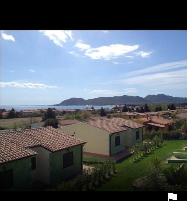 House 800 meters from Capo Comino beaches