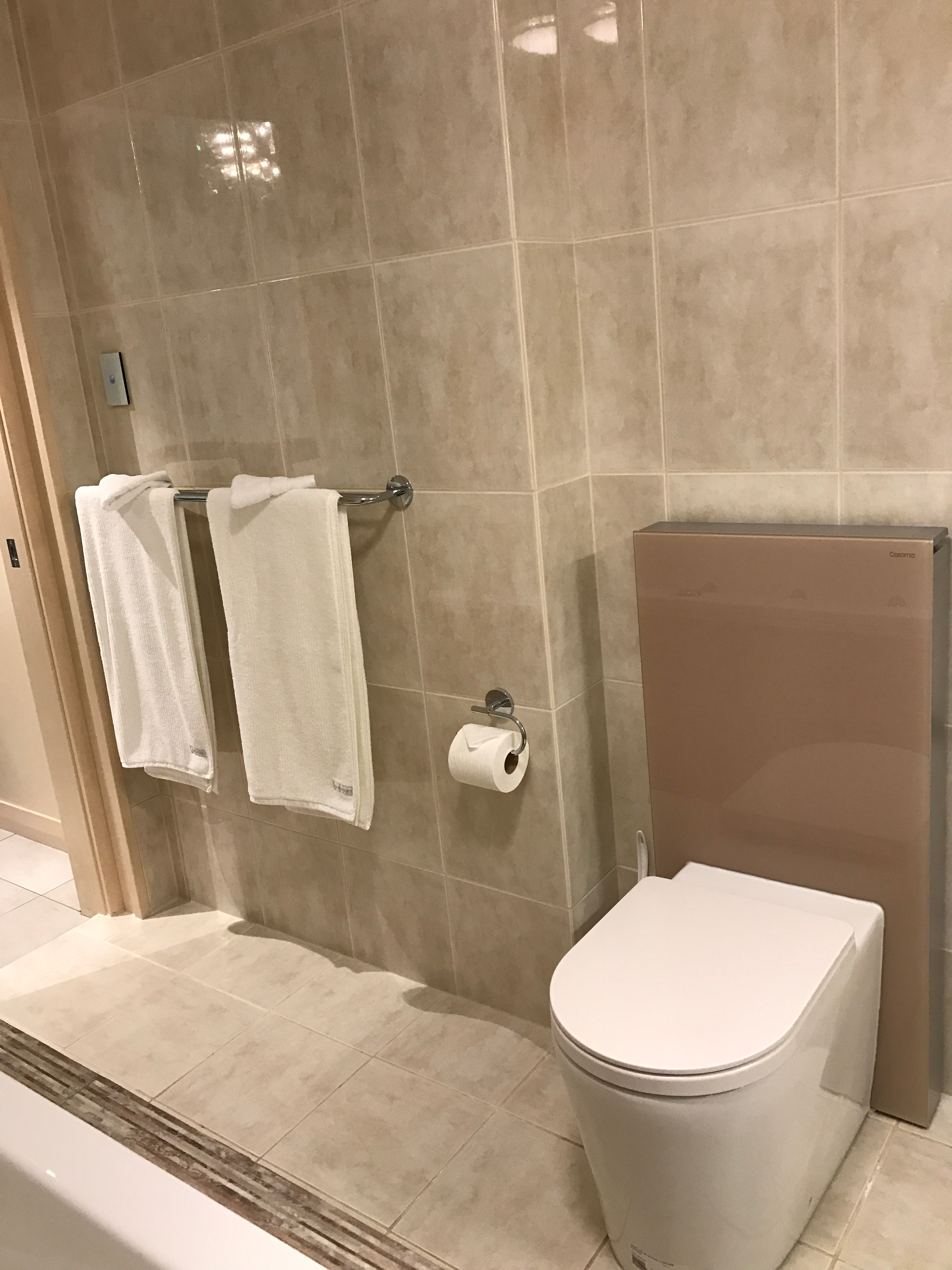 Harvest Retreat Luxe Accommodation With Views Bed And