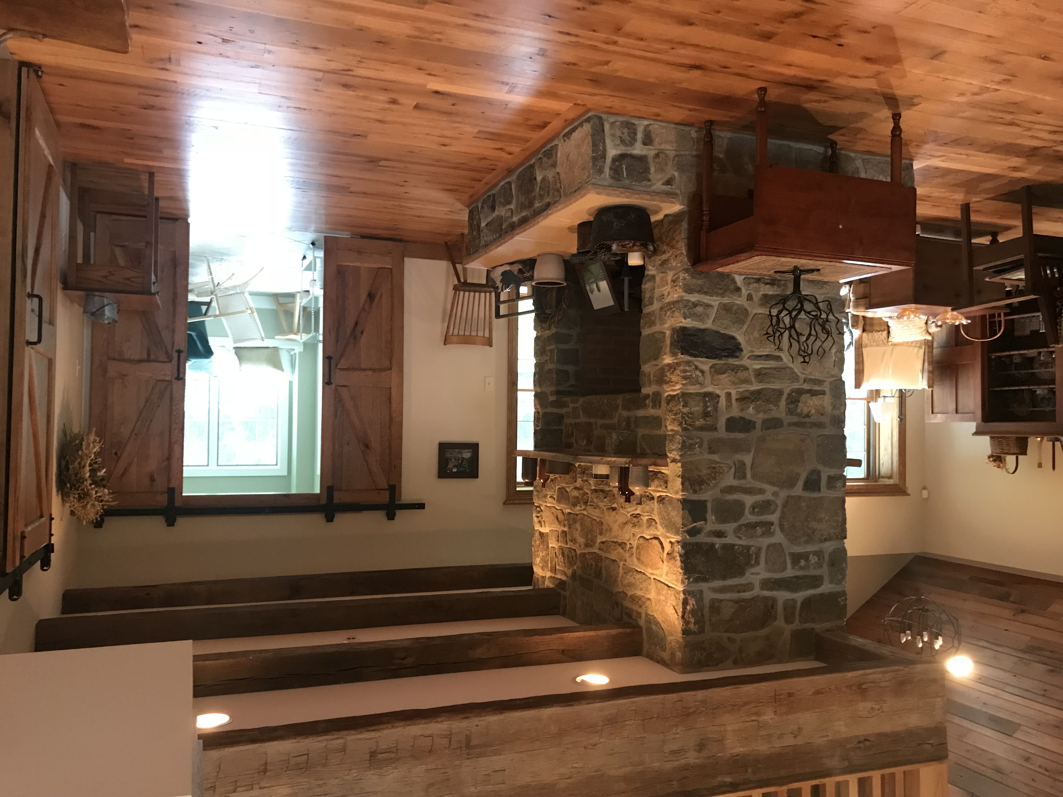 Plum Run Acres Rustic & Modern Escape on 42 Acres Houses for Rent in