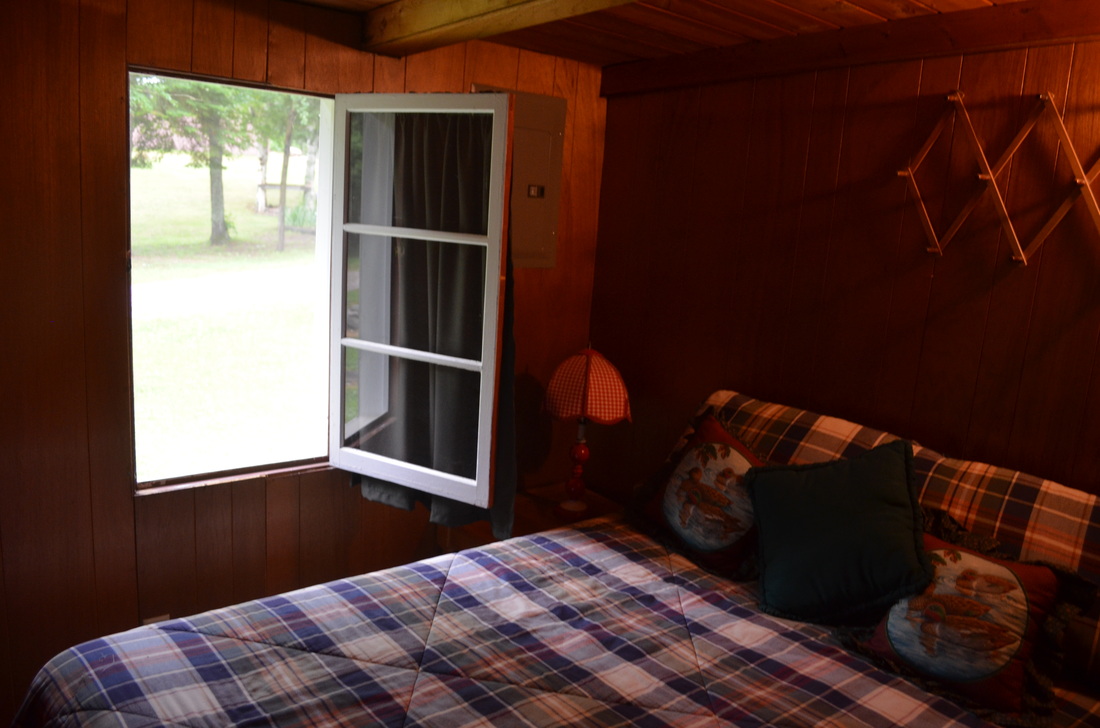 Cozy, Lakefront Cabin Cabins for Rent in Ely, Minnesota, United States