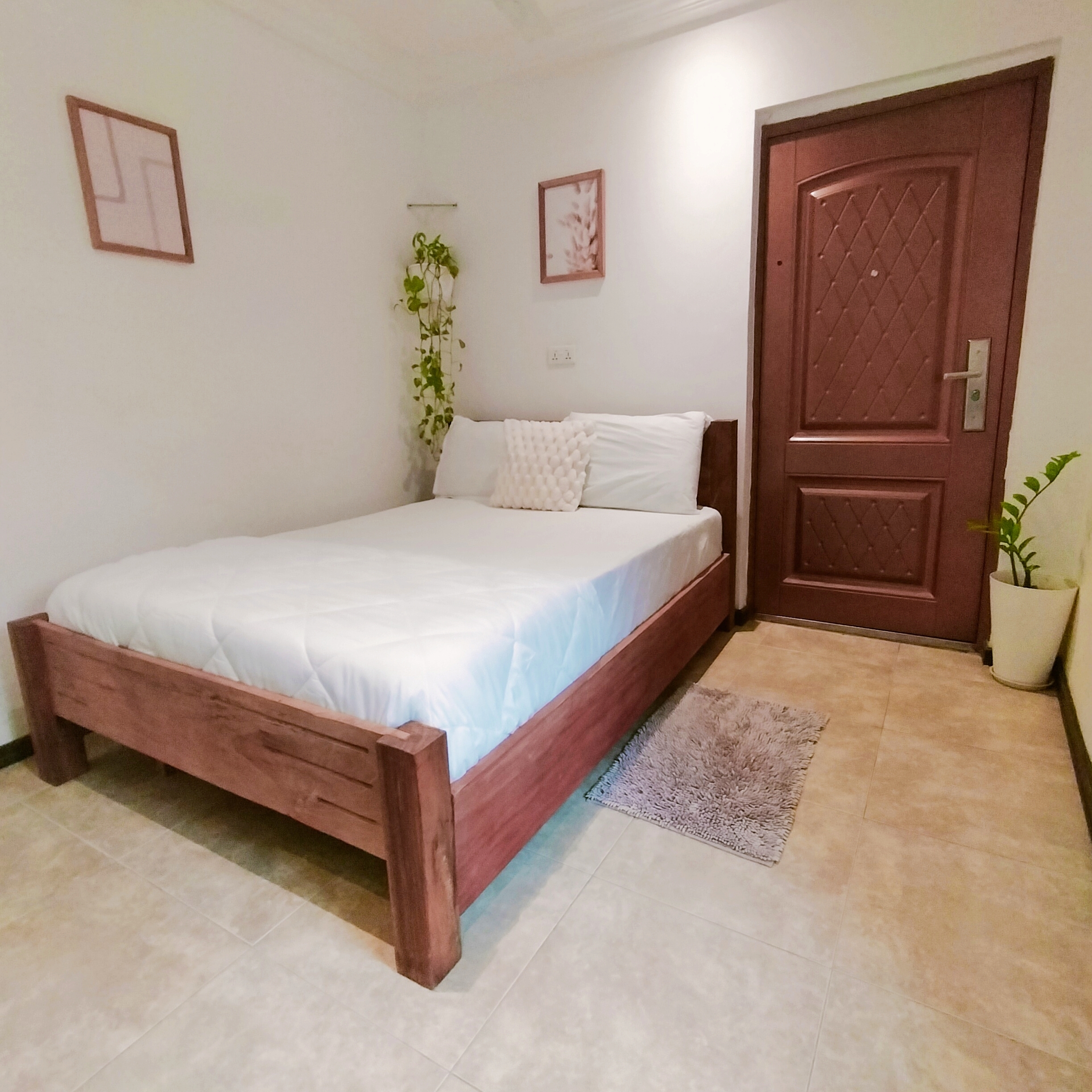 Fully Equipped Studio Apartment w/Wi-Fi