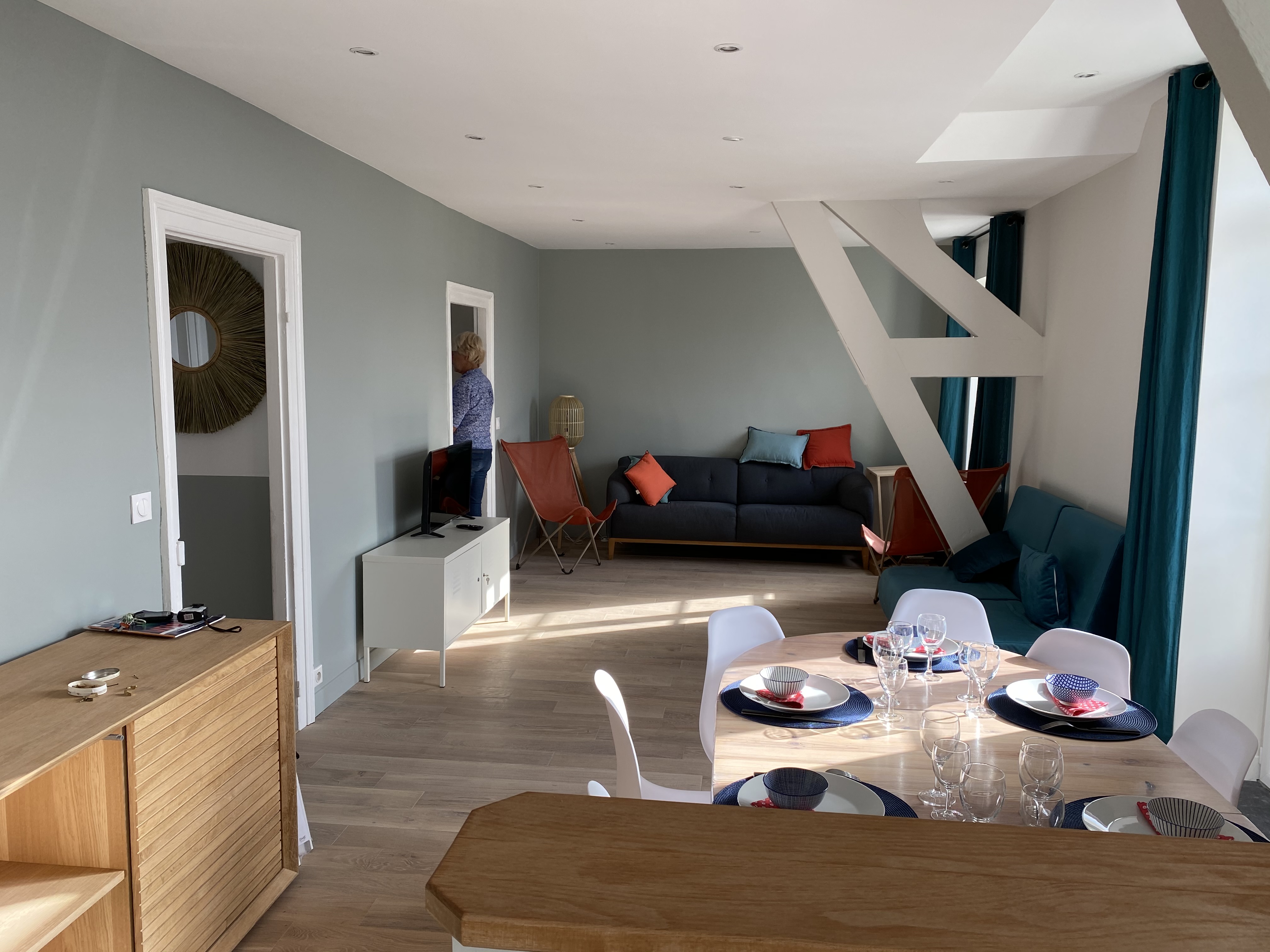 Wimereux  beautiful bright apartment near the beach .