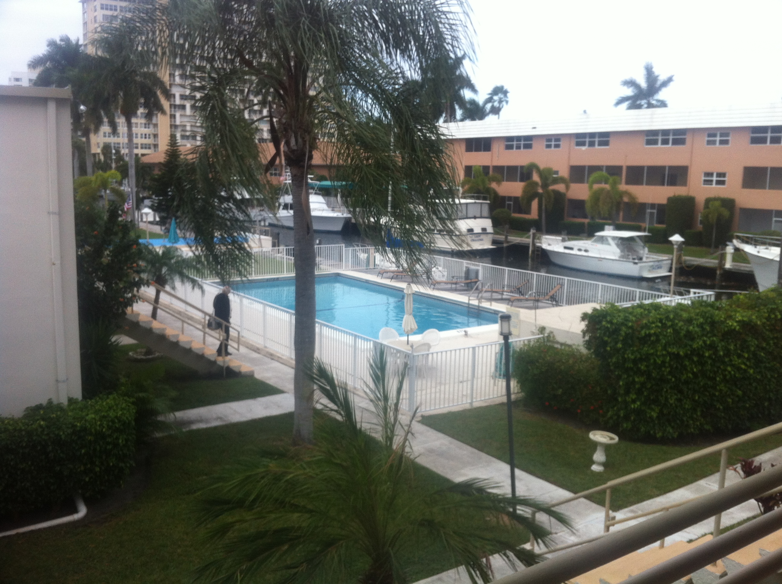 I Bedroom Condo by the Beach in Fort Lauderdale, Broward County