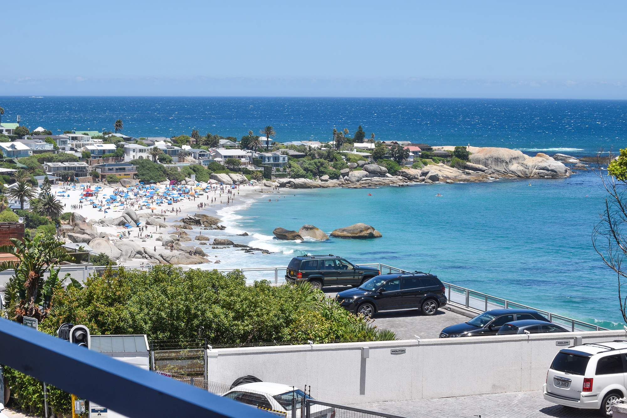 Modern up-market Clifton apartment in Ward 54, Cape Town