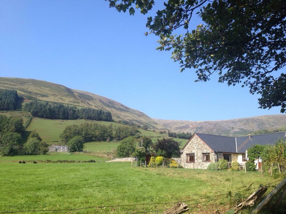 Dysynni Valley Cottage Maes y Wennol Bungalows for Rent in TYWYN