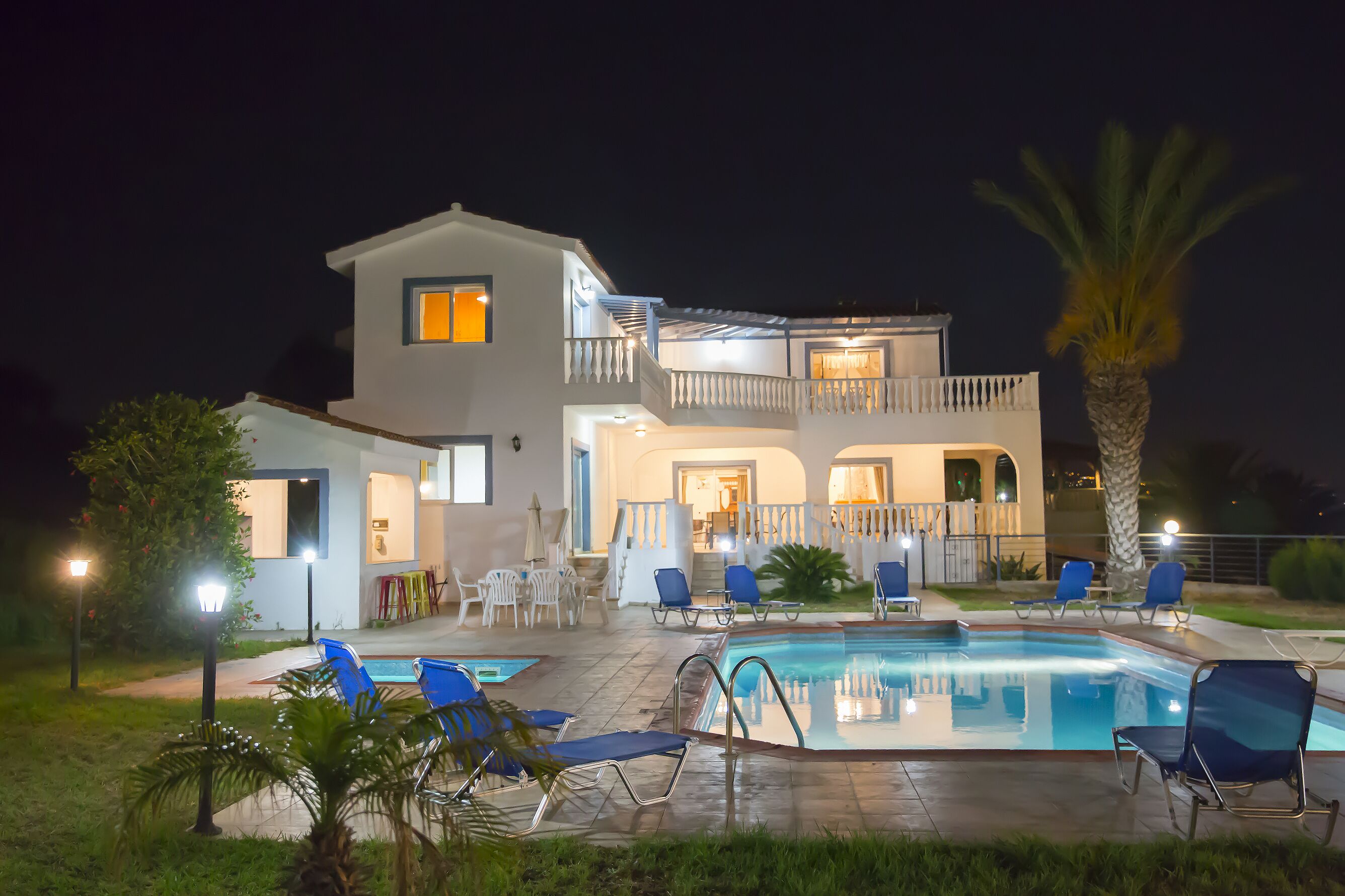 Villa Georgia 6 bedroom Coral Bay - Villas for Rent in Peyia, Paphos