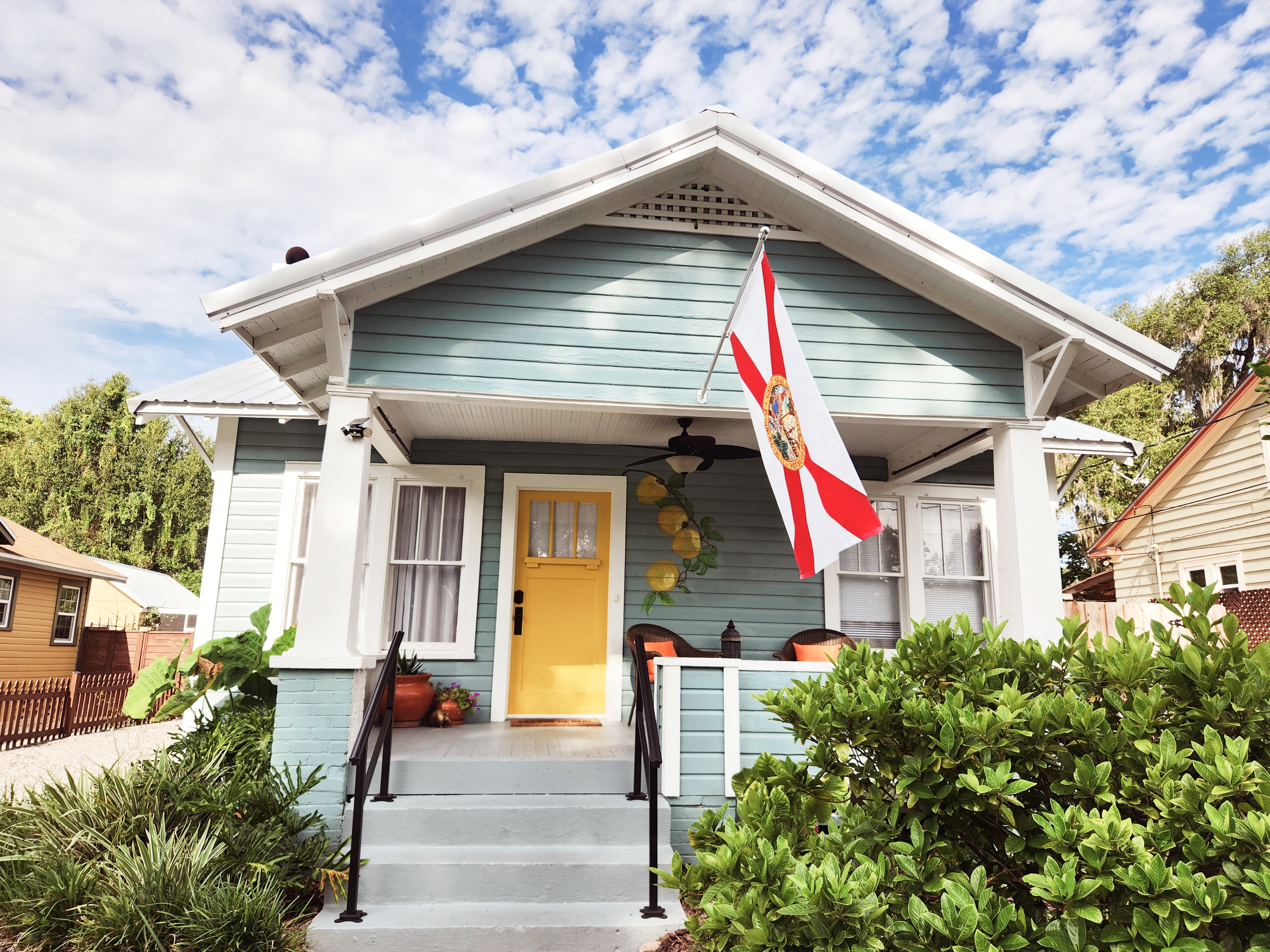 Persimmon Place, family friendly historic cottage