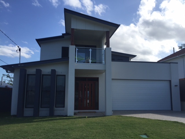 Spacious modern double-story well situated home in Camp Hill, Brisbane