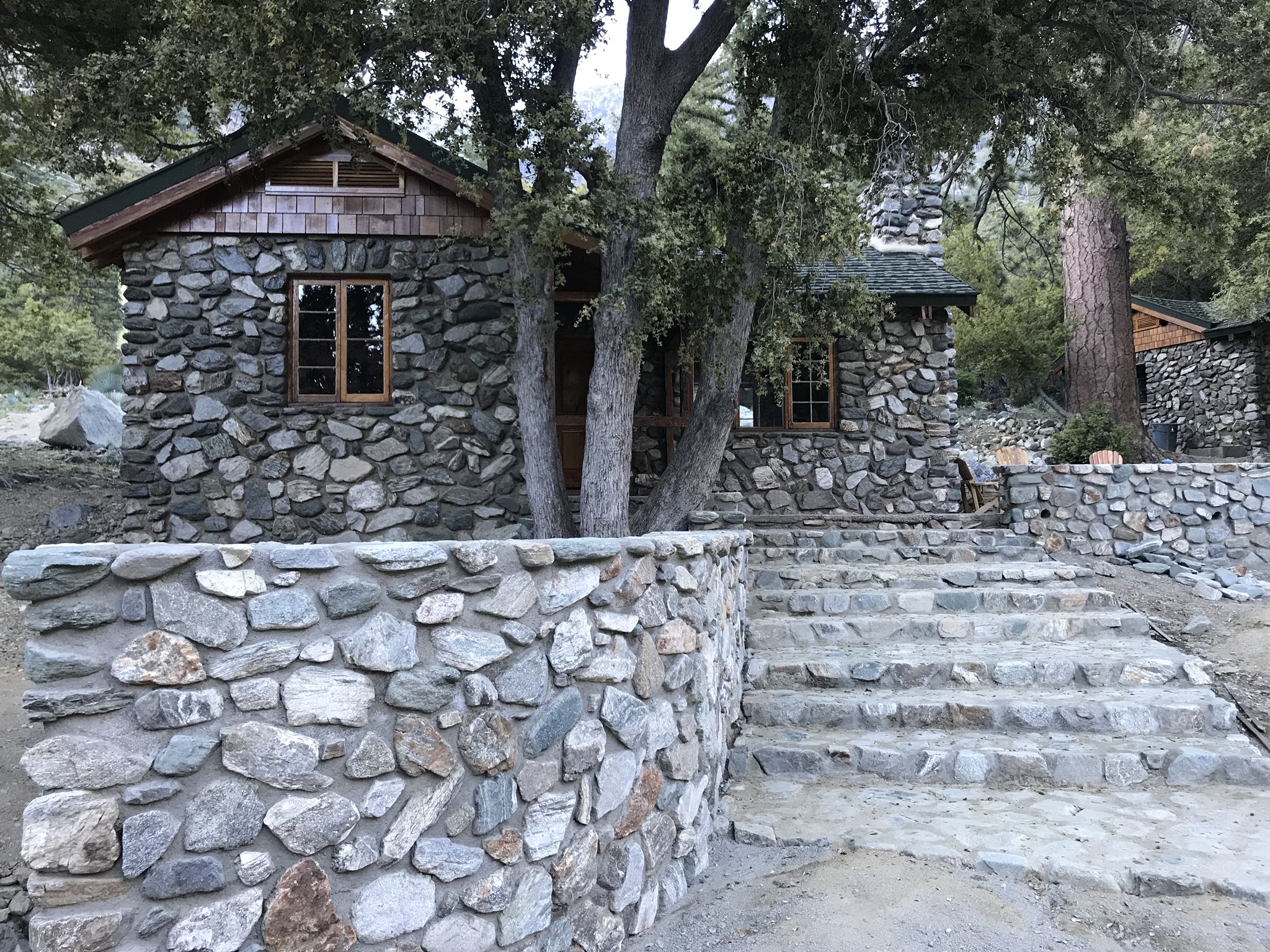 Snowcrest Lodge, Mt Baldy Cabin 19 Bird Cabins for Rent in Mount