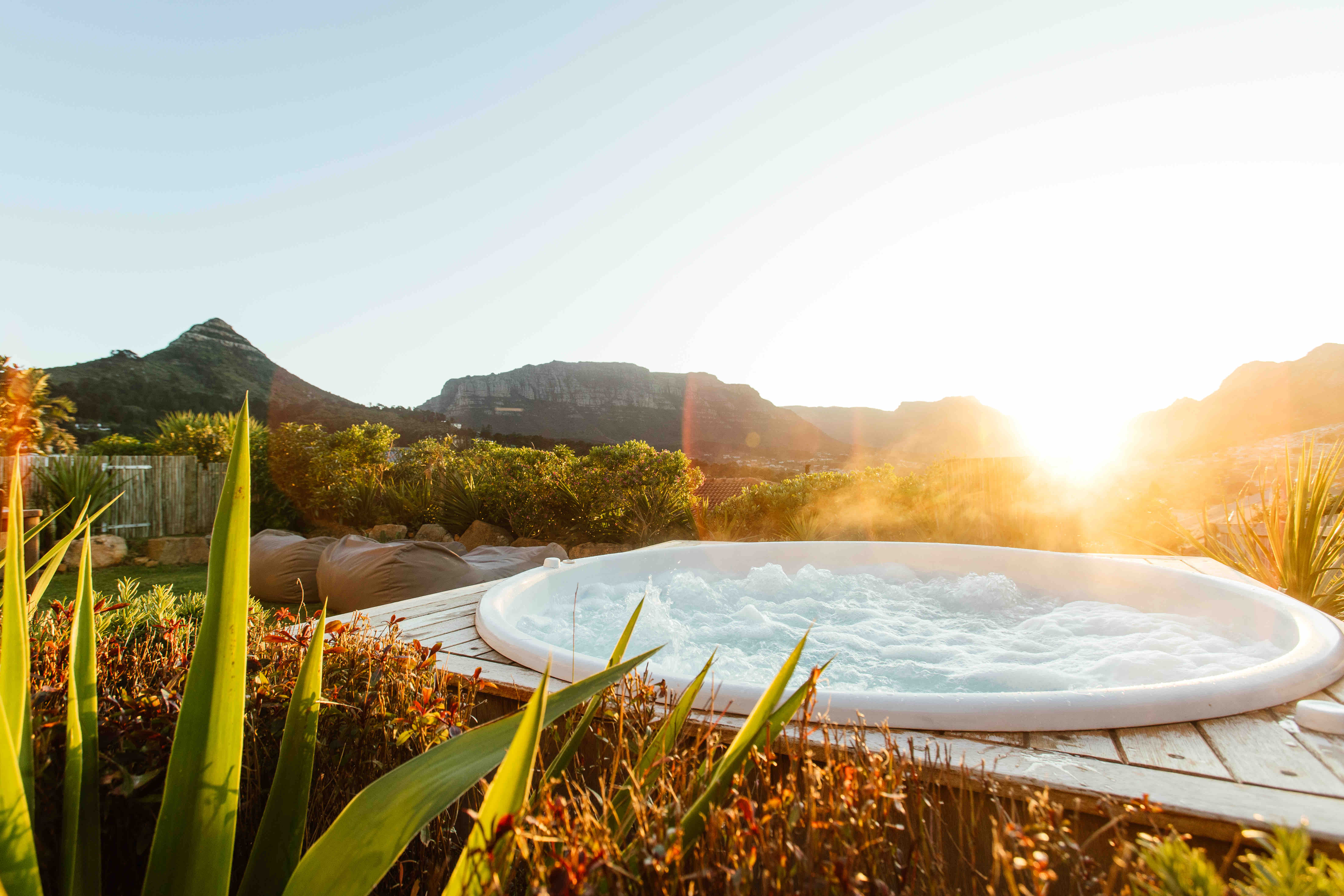 Birdsong•Heated Whirlpool+Outdoor Shower+View