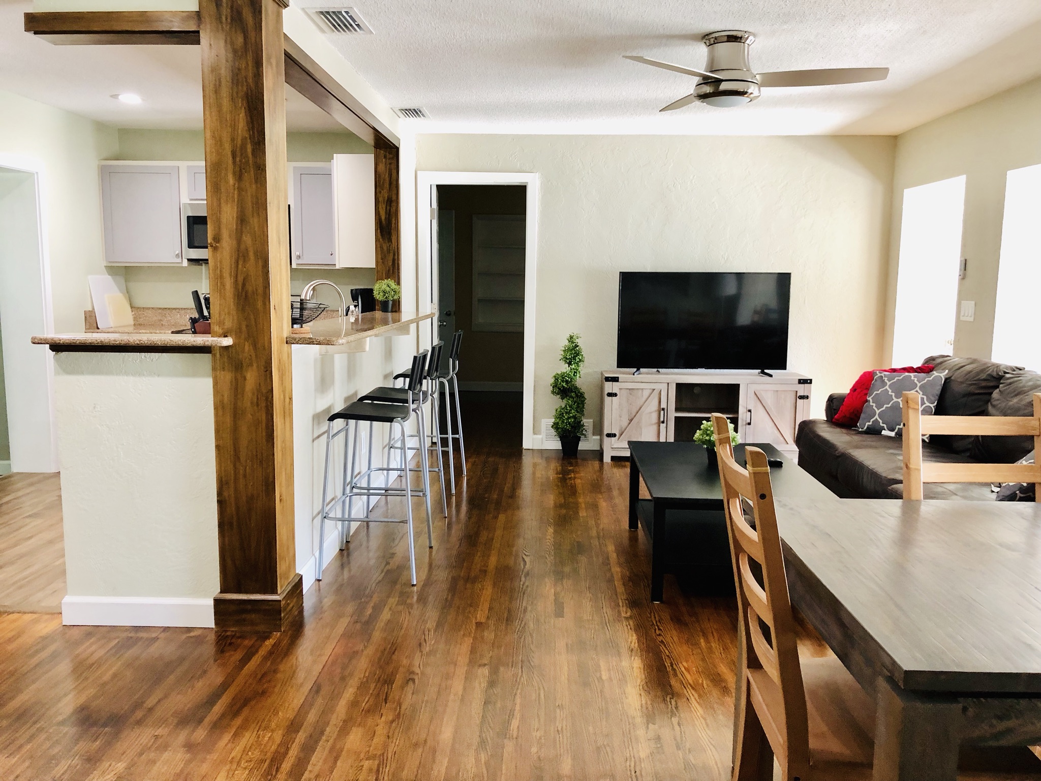 Modern, comfortable home close to everything