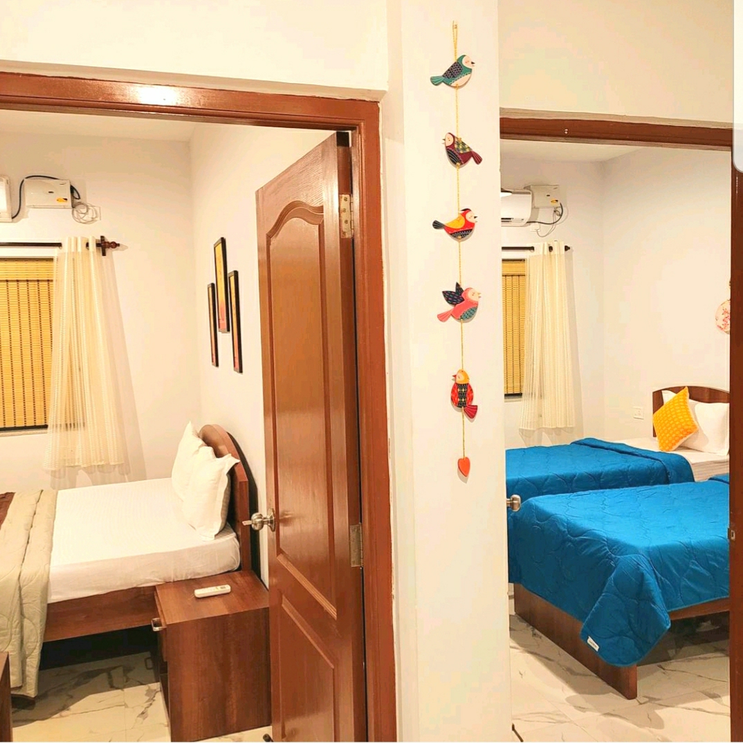 2BHK 💕 Apartment WiFi Caretakers. Near Hammerrzz.