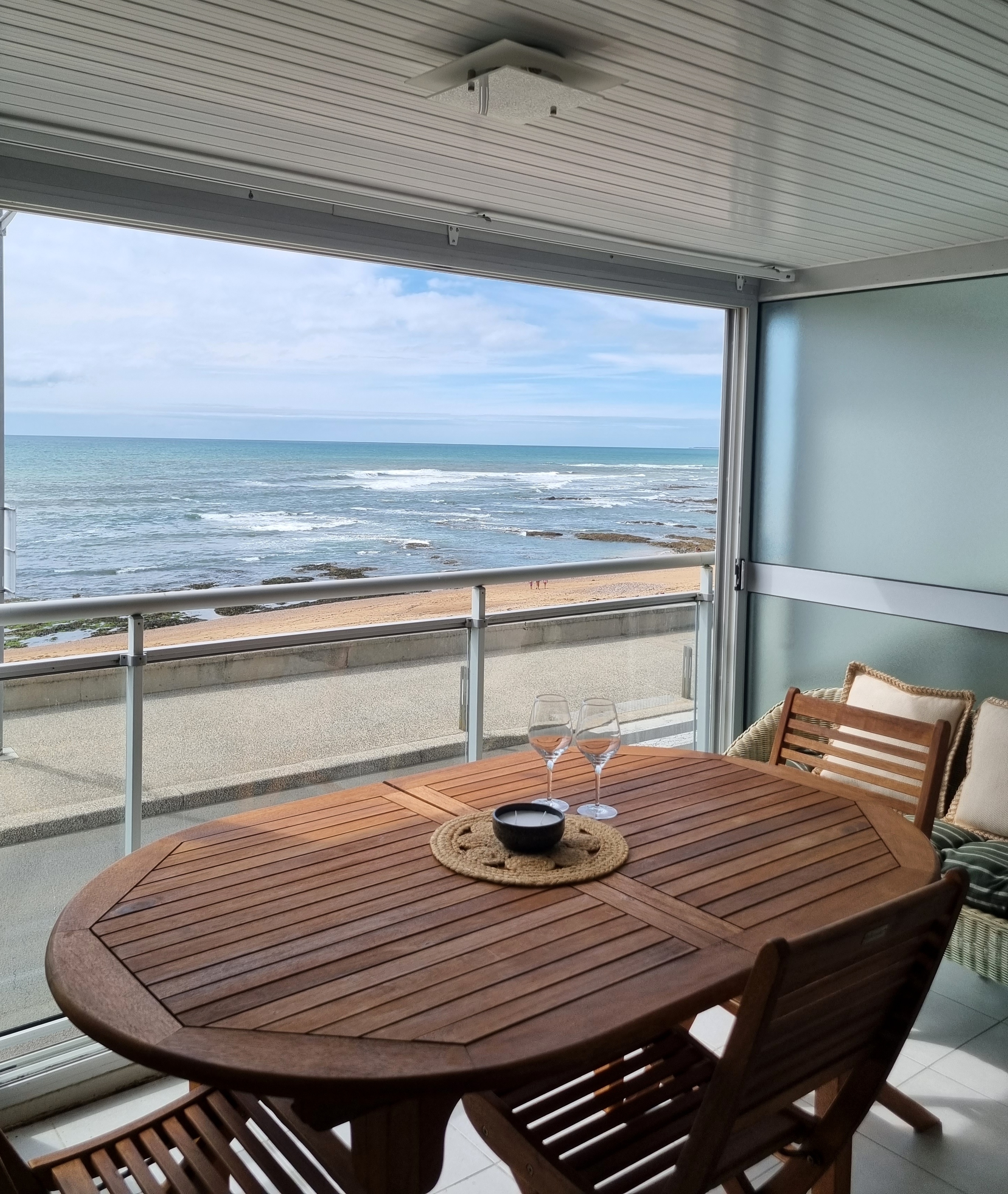 Loggia overlooking the Cinq Pineaux