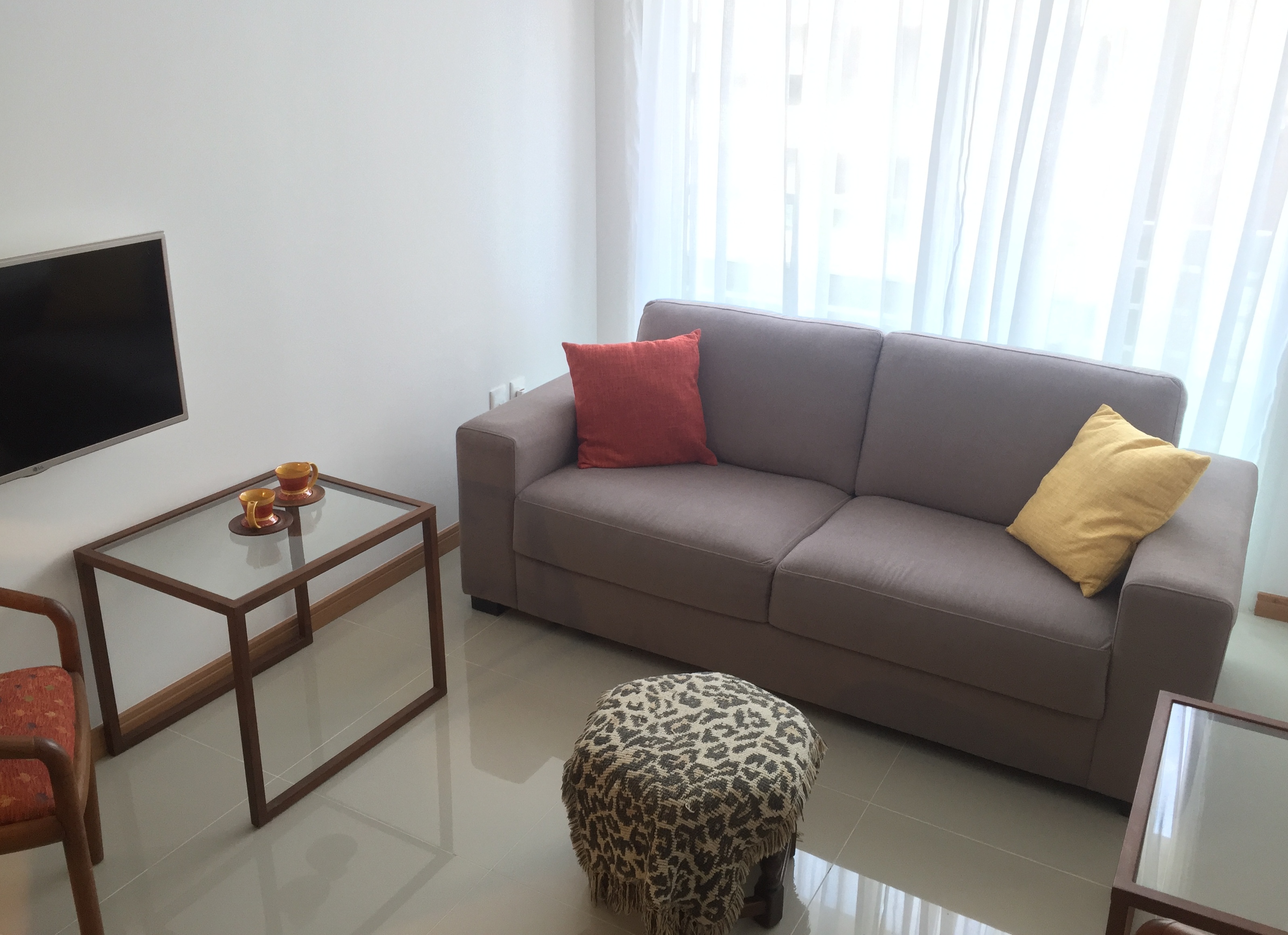 New, 1 bedroom, light-filled, beach at 300m.