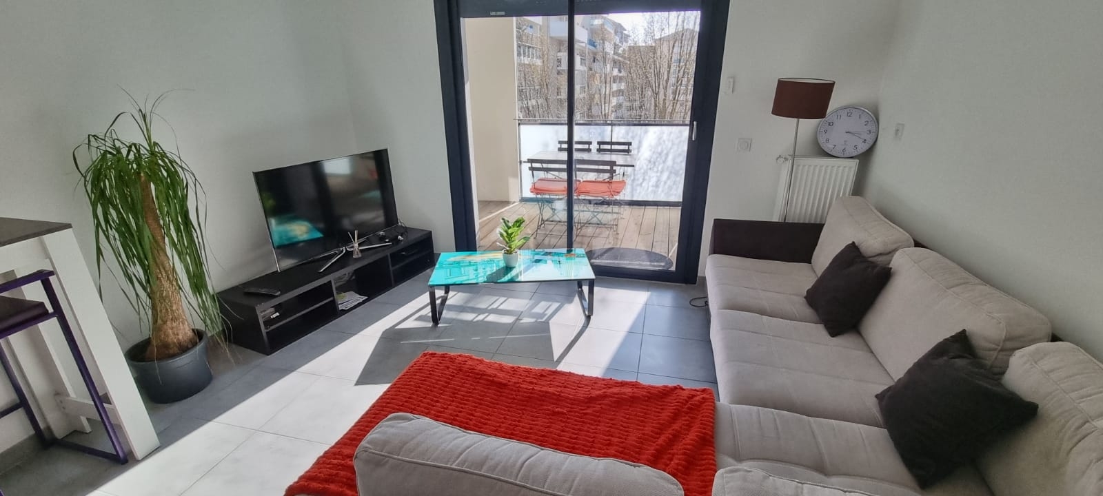 Comfortable T2 apartment in new residence