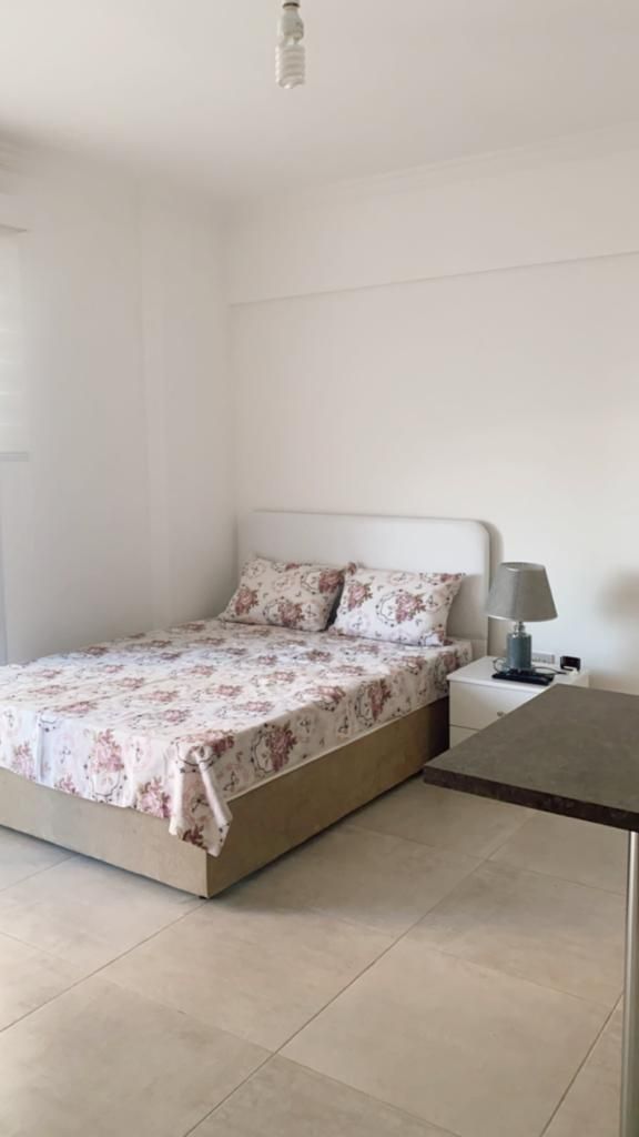 A beautiful apartment with Mediterranean views offering pool and sea amenities