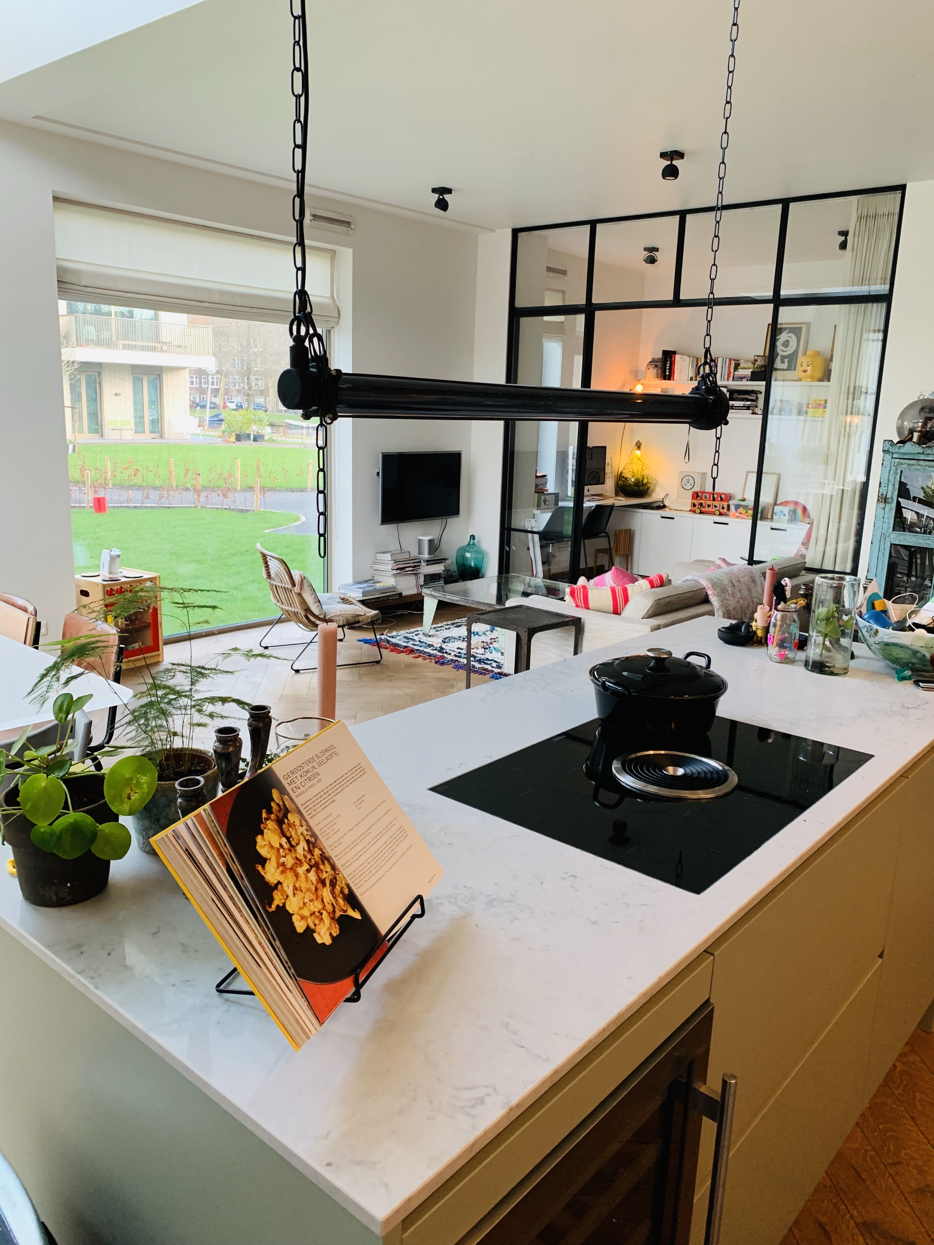 Modern family apartment (120m2) near Vondelpark — Amsterdam stay