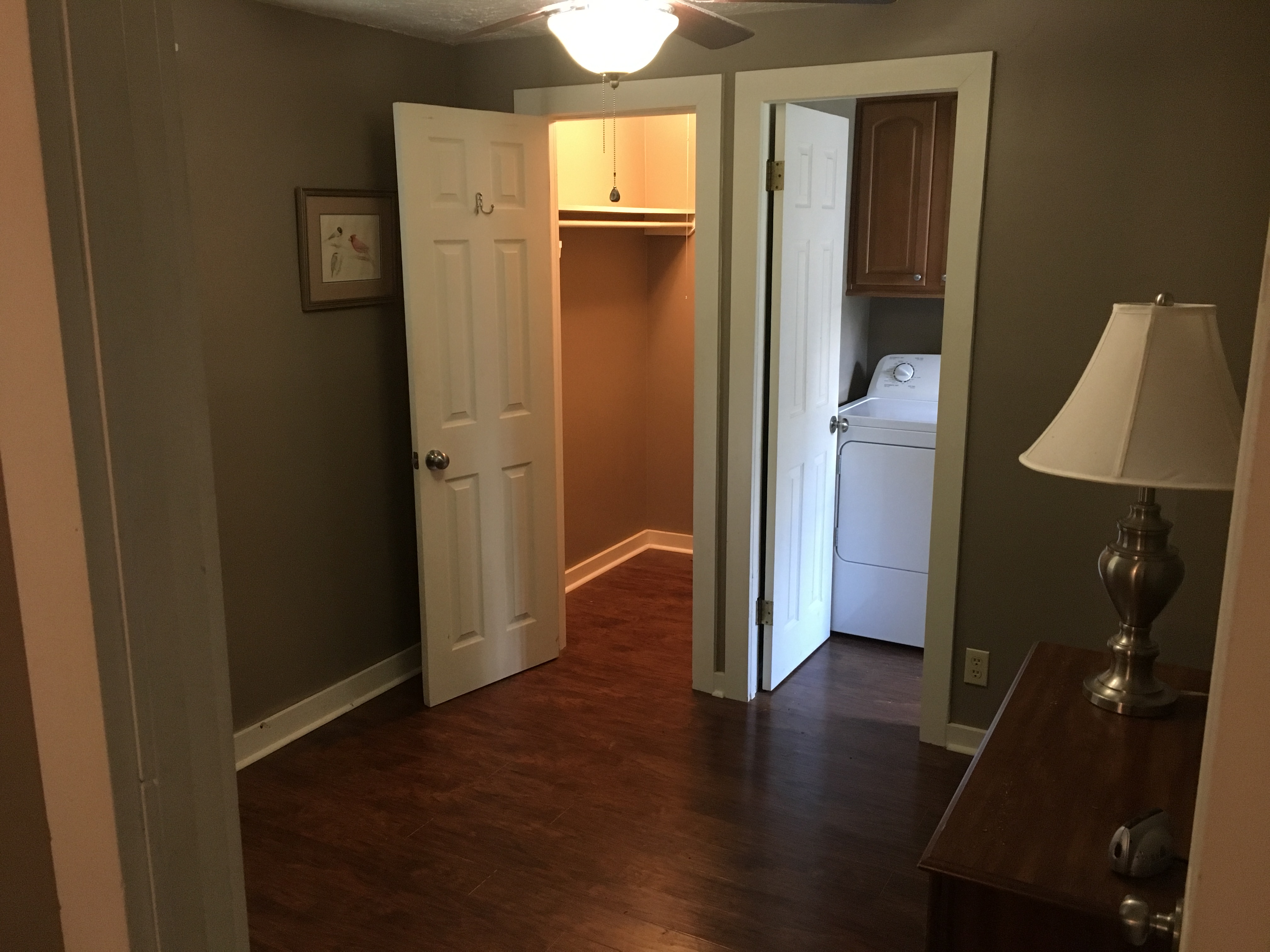 Quaint Cottage in the heart of Spencer Guesthouses for Rent in Spencer, West Virginia, United