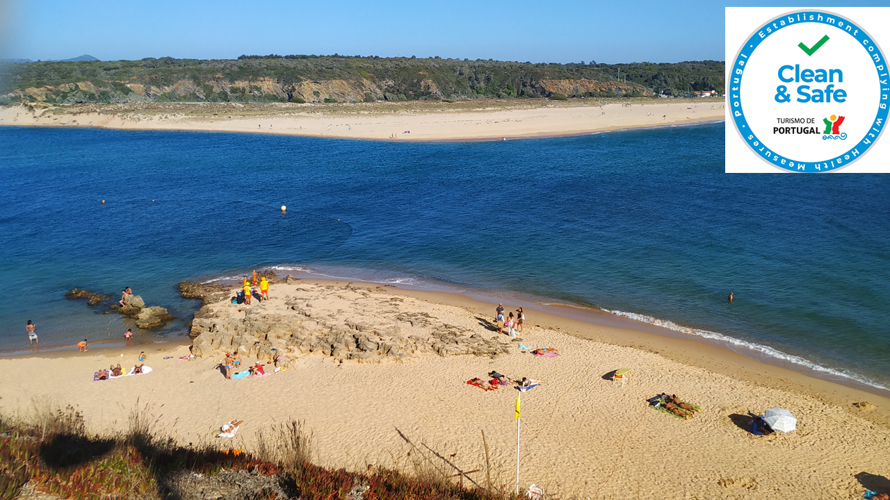 Charming beach house Milfontes Townhouses for Rent in Vila Nova de