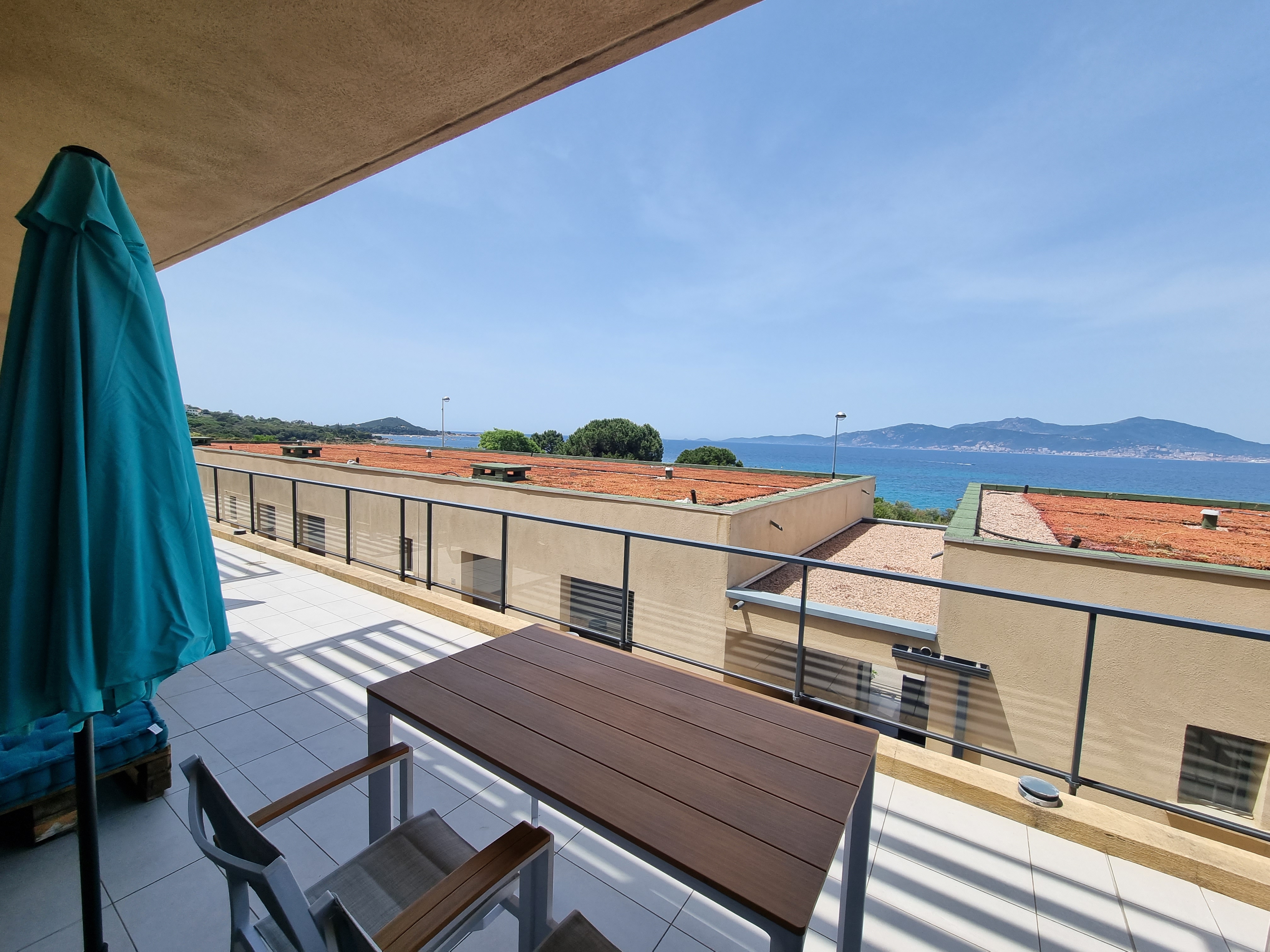 Marincaja 55 m2 Sea View / beach by walk / baby