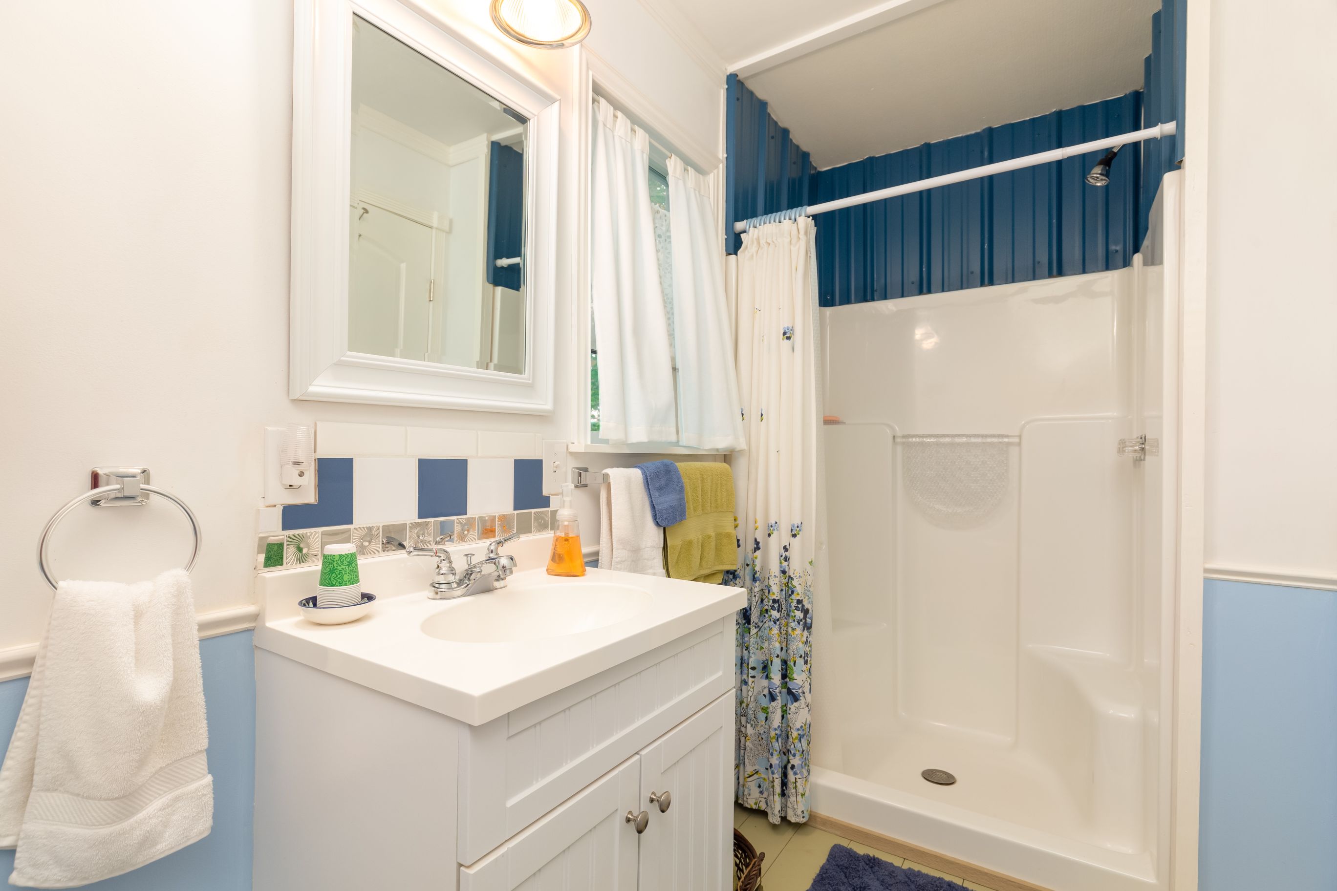 Toute Suite @ Lazy Dazy Acres