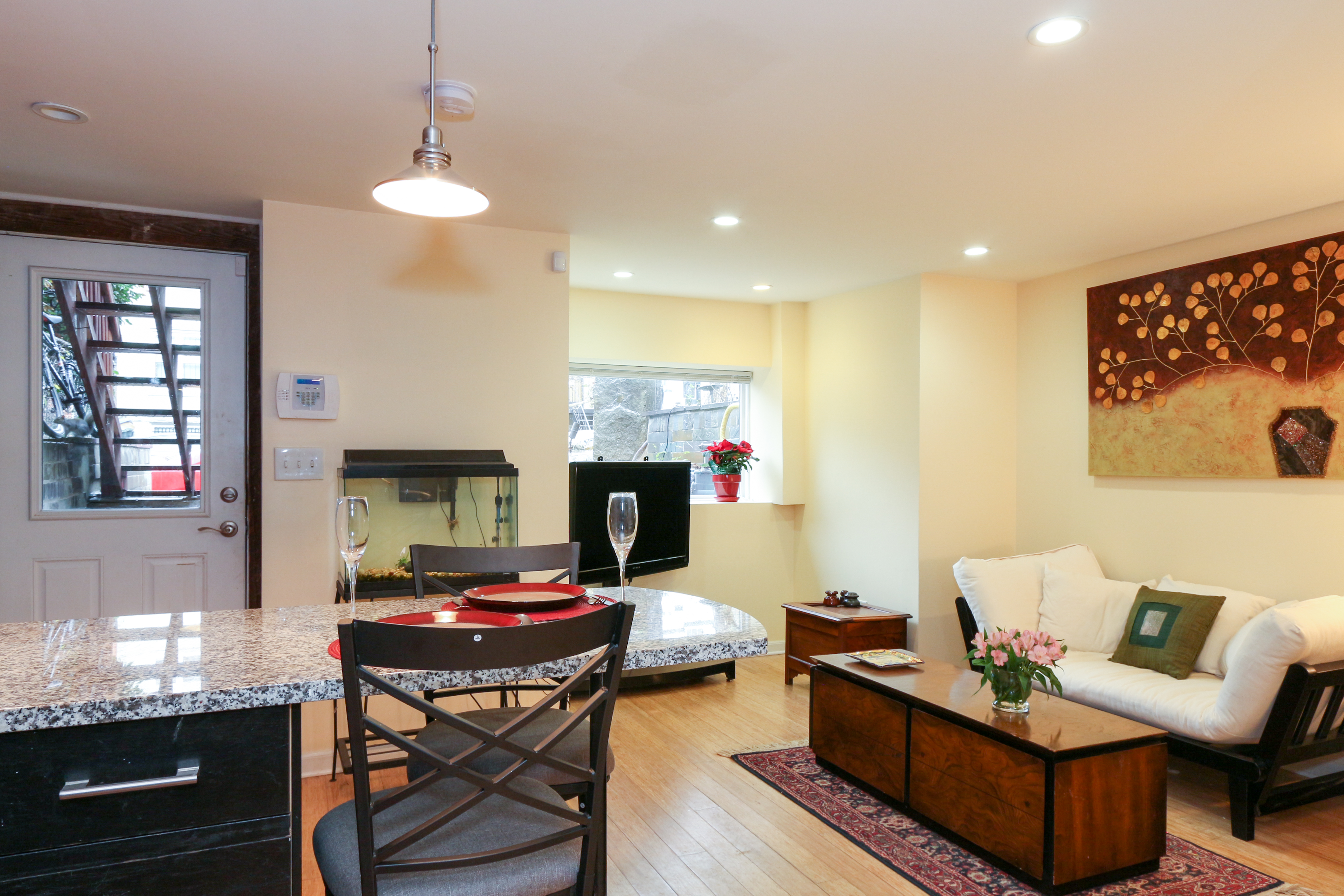 1-Bedroom Modern Spacious Apartment in Edgewood, Bloomingdale, Truxton Circle, Eckington, Washington Dc